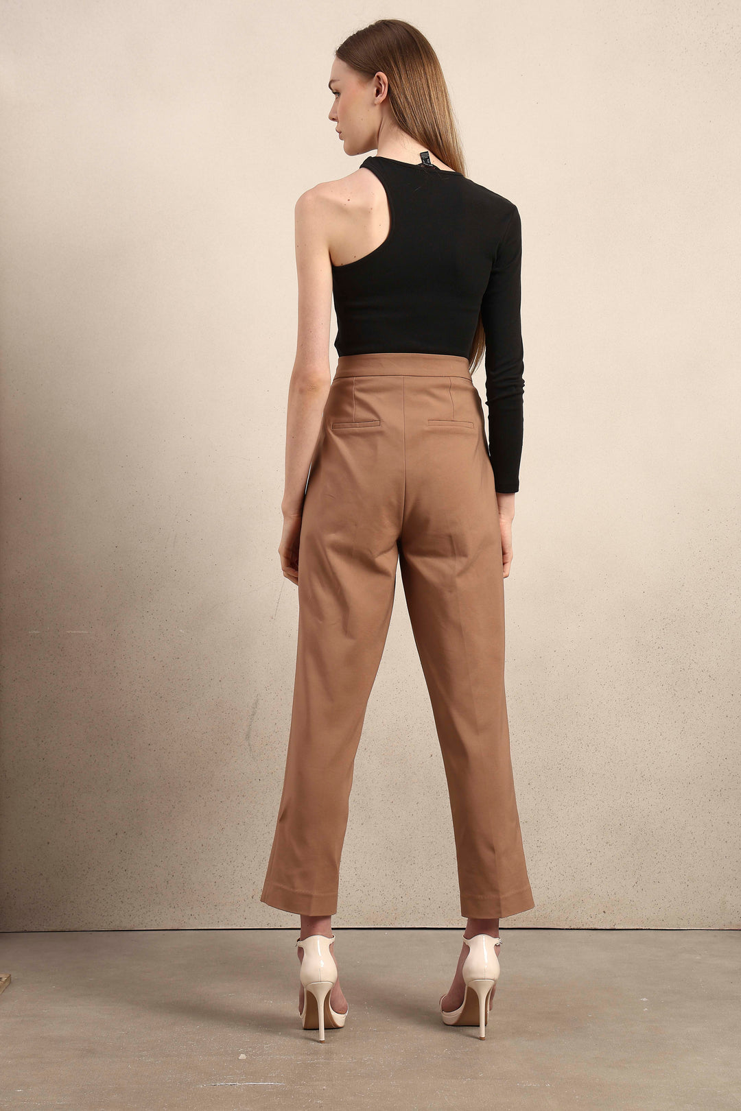 Button Detail High Rise Pants