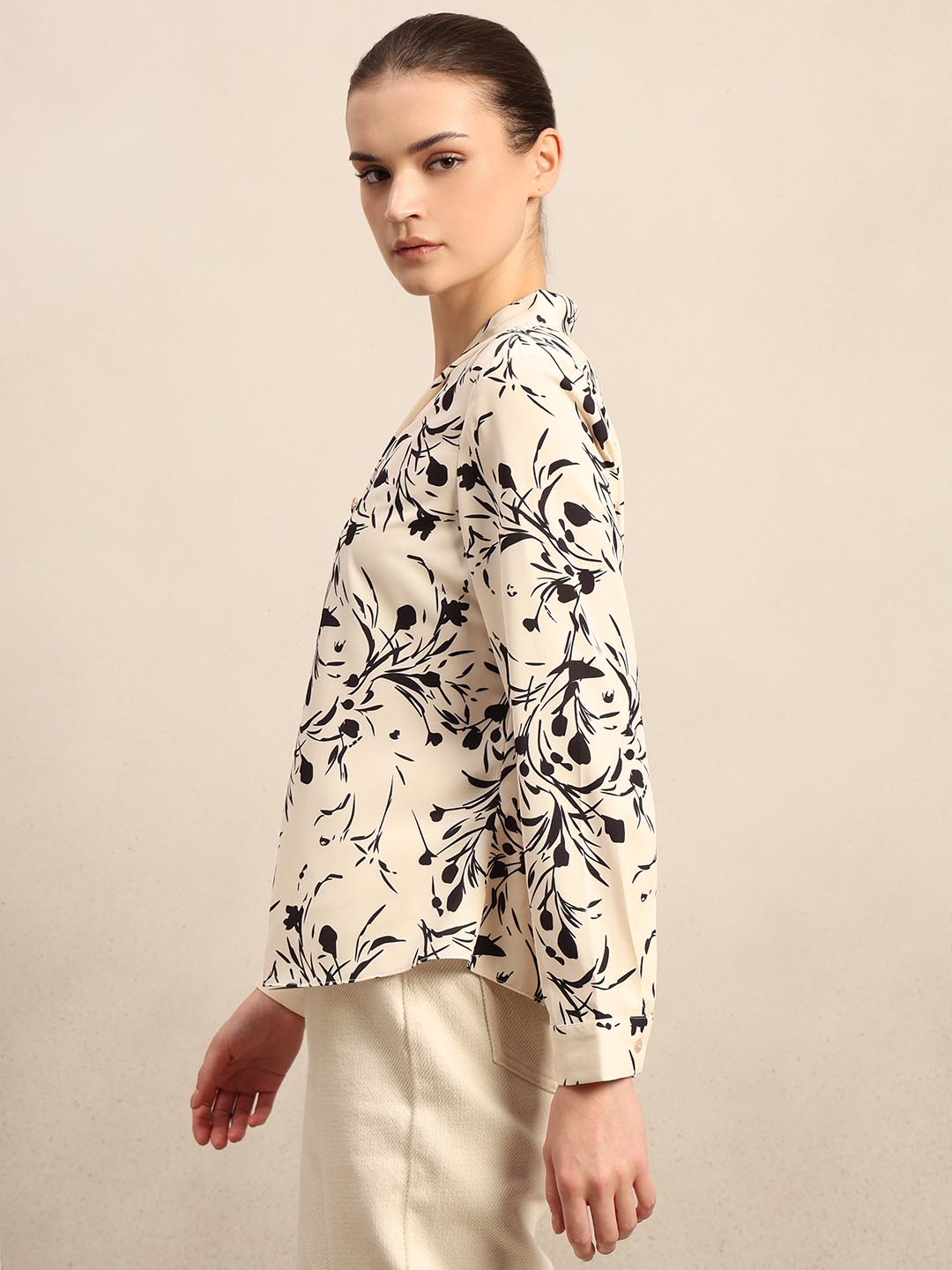 Off-White Printed V-Neck Top