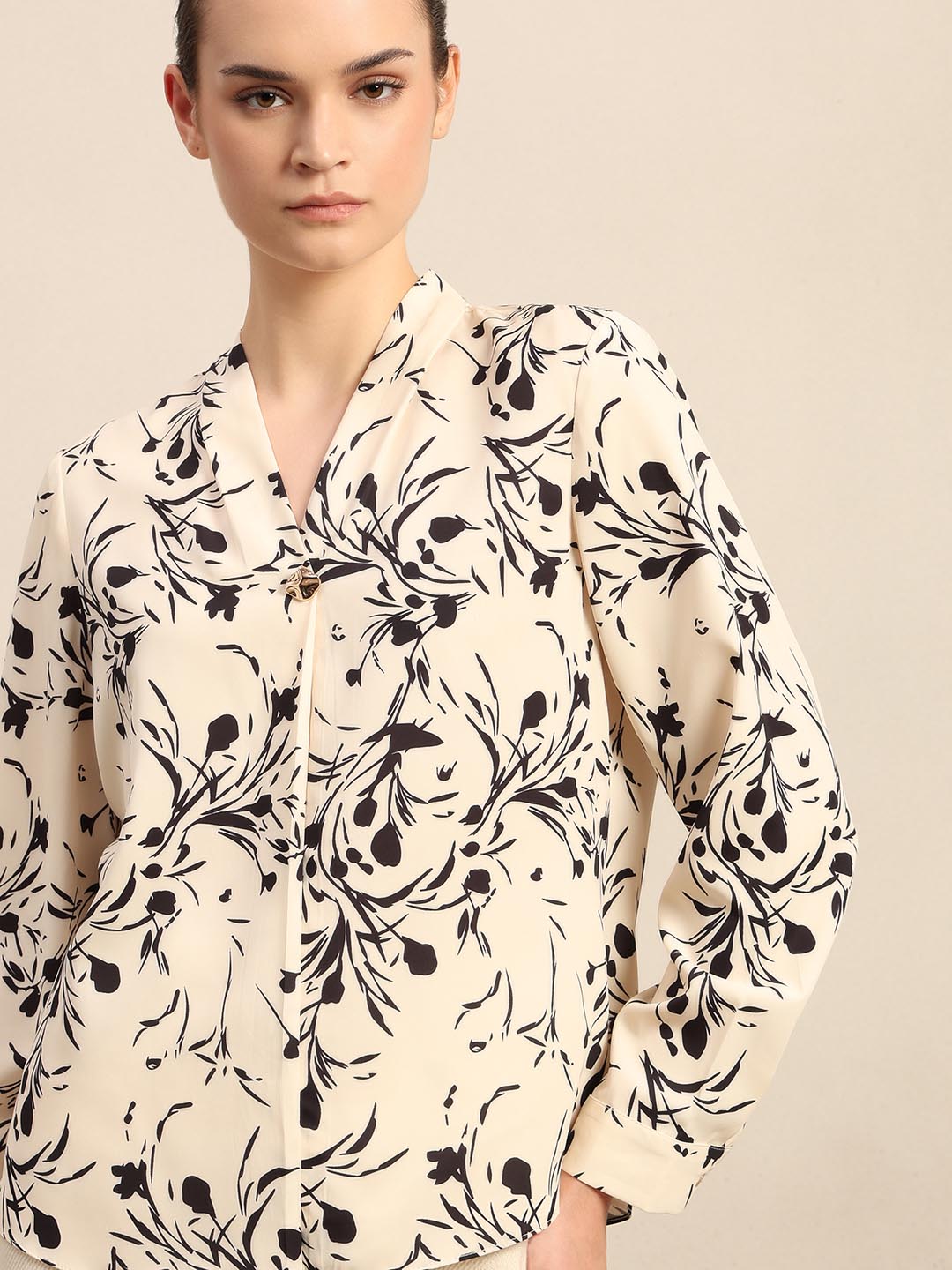 Off-White Printed V-Neck Top