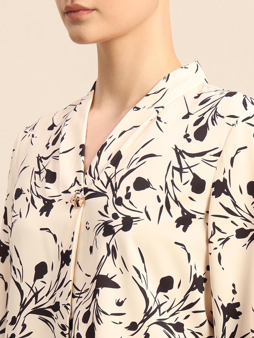 Off-White Printed V-Neck Top