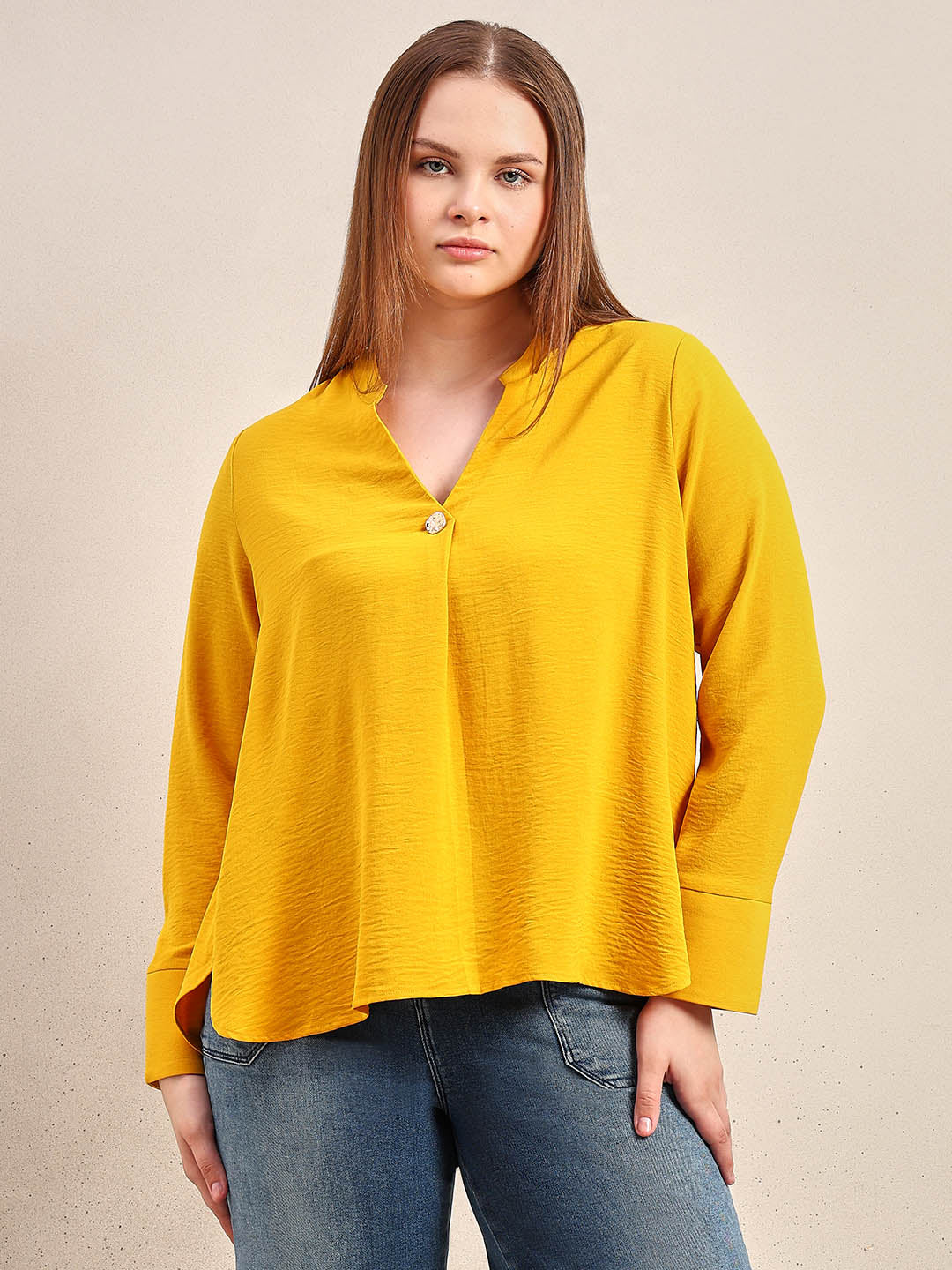 Curve V-Neck Top