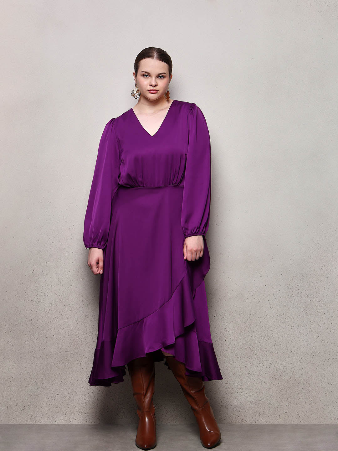 Curve Ruffle V-Neck Dress