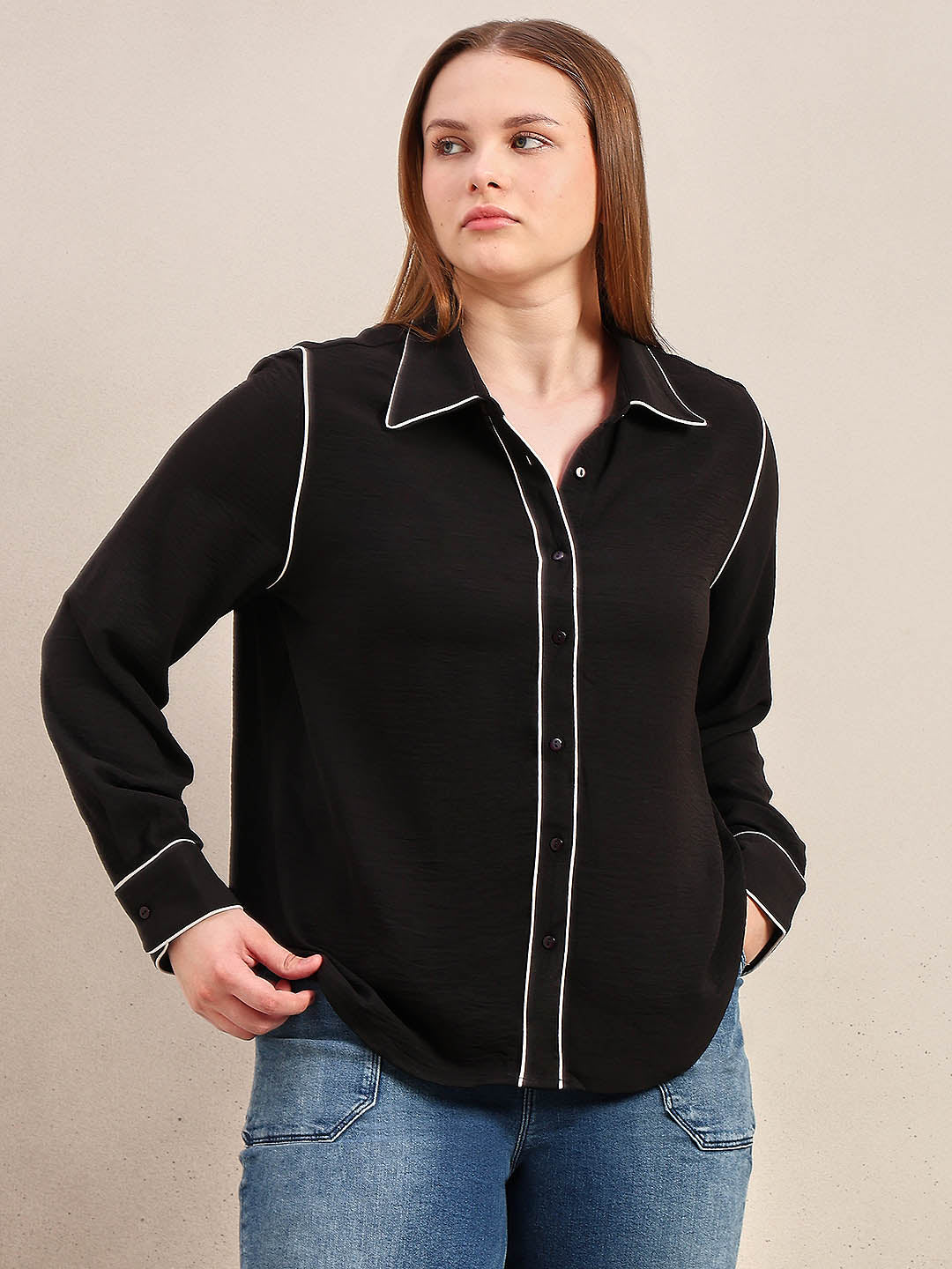 Curve Contrast Piping Shirt - Black