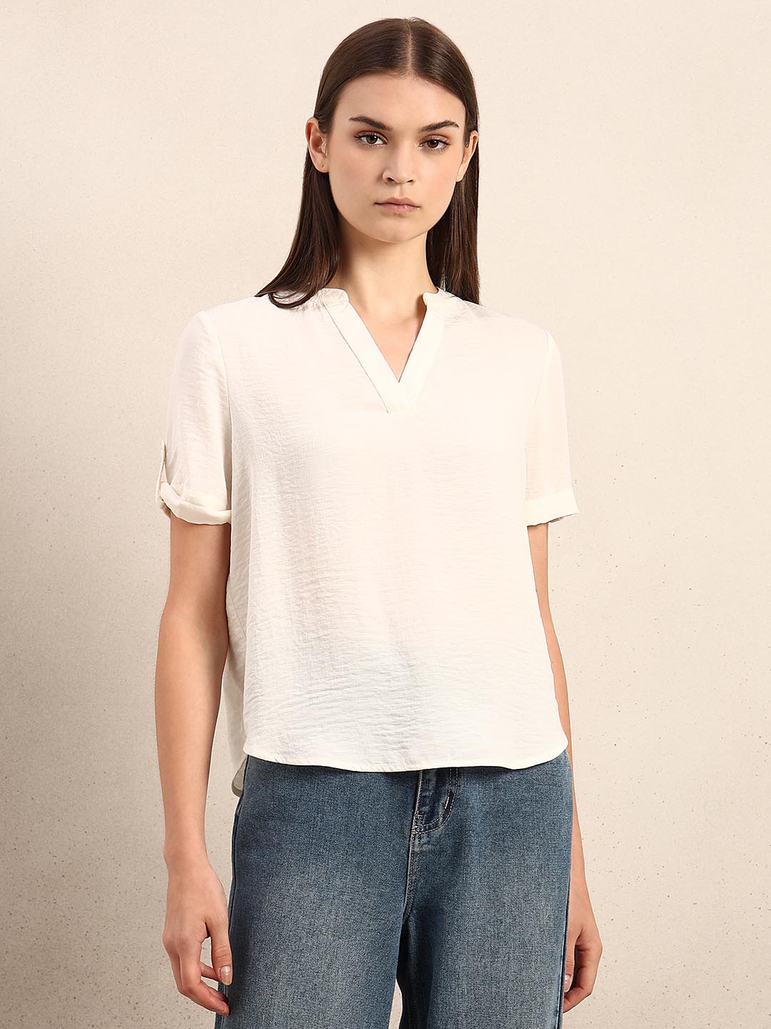 White V-Neck Short Sleeves Top