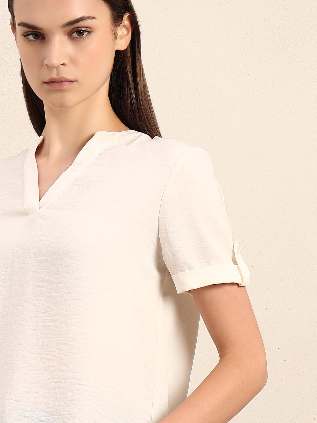 White V-Neck Short Sleeves Top