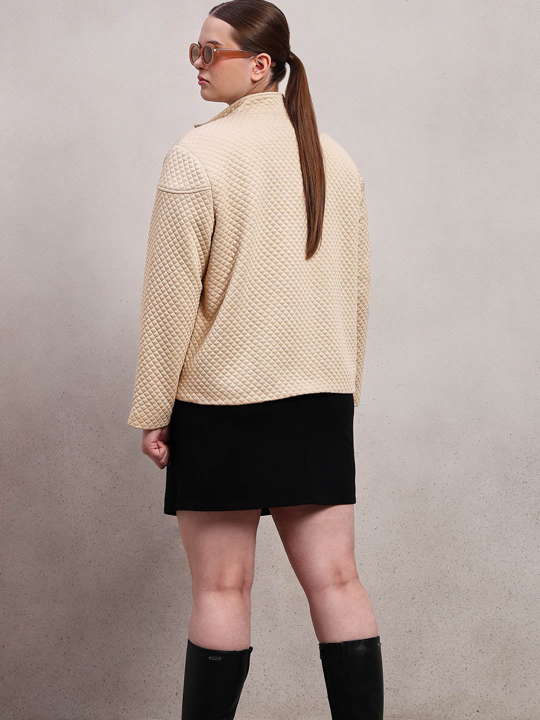 CURVE Beige Quilted Jacket