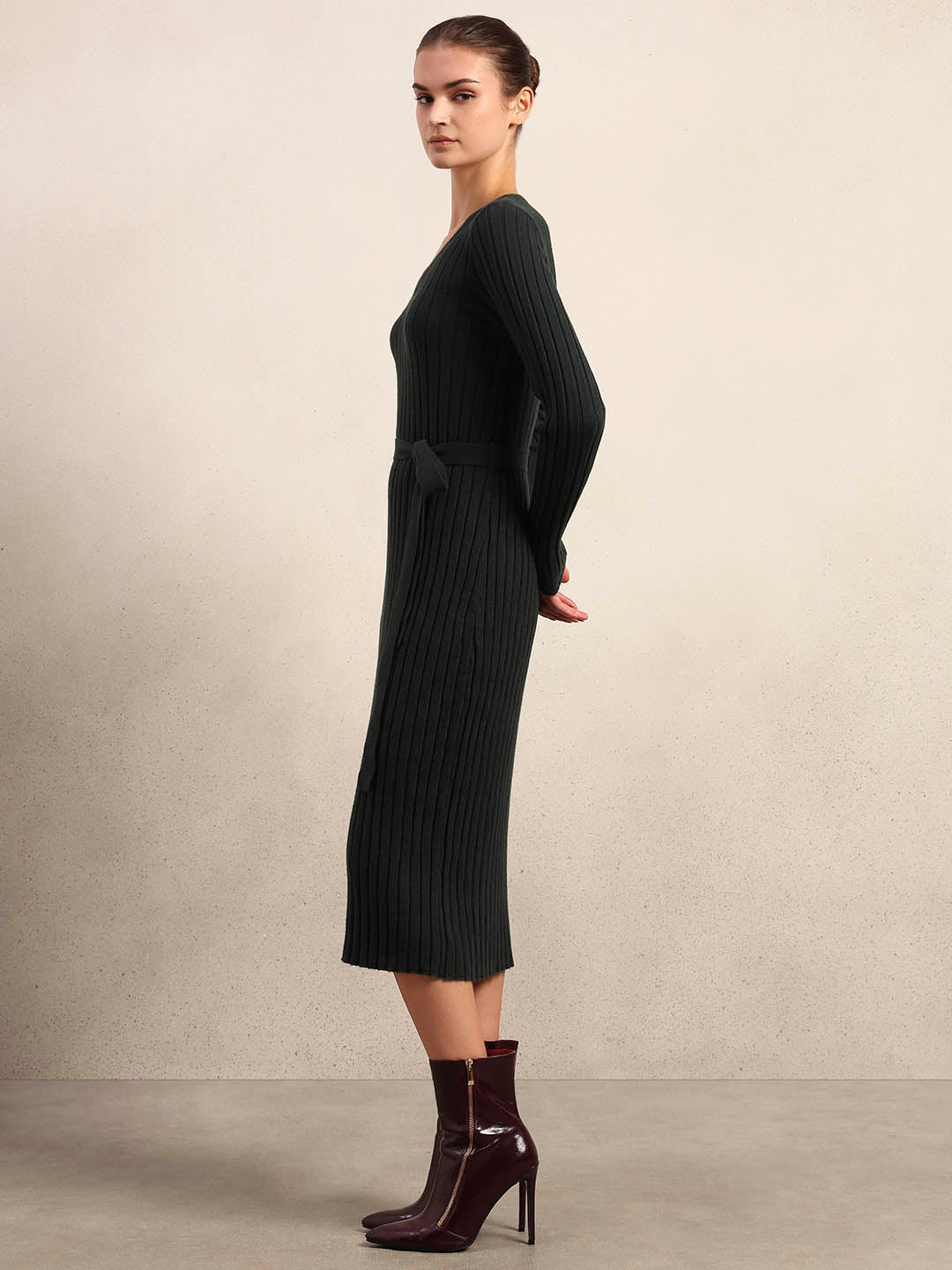 Ribbed V-Neck Knitted Midi Dress