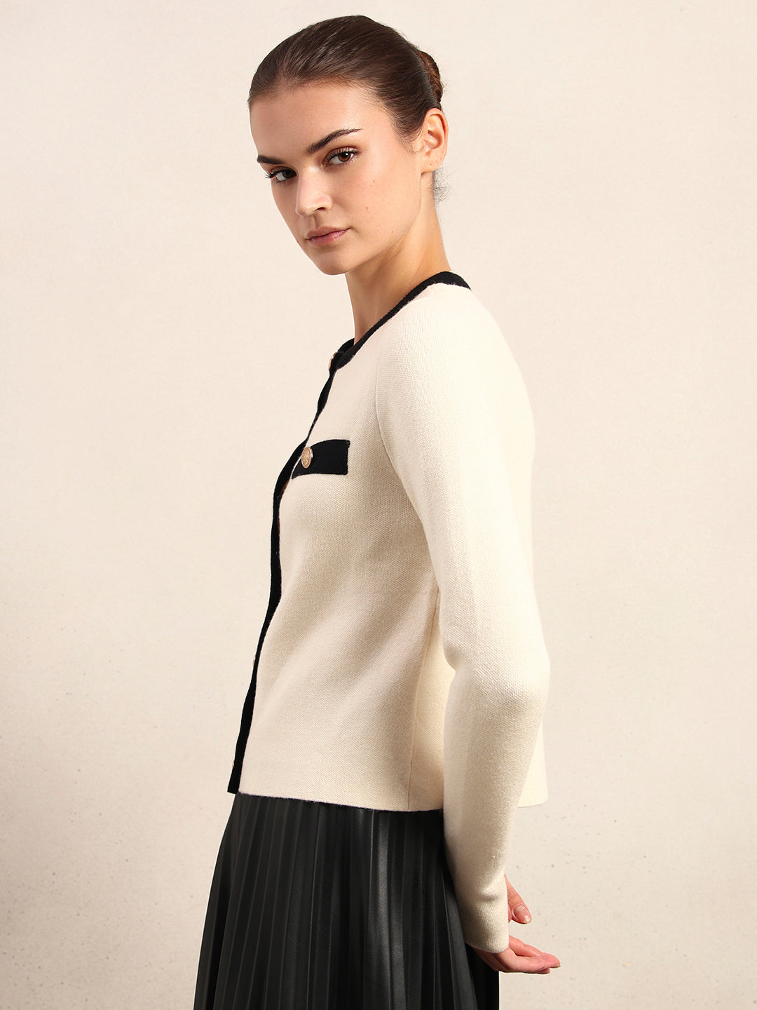 Contrast Trim Knit Cardigan