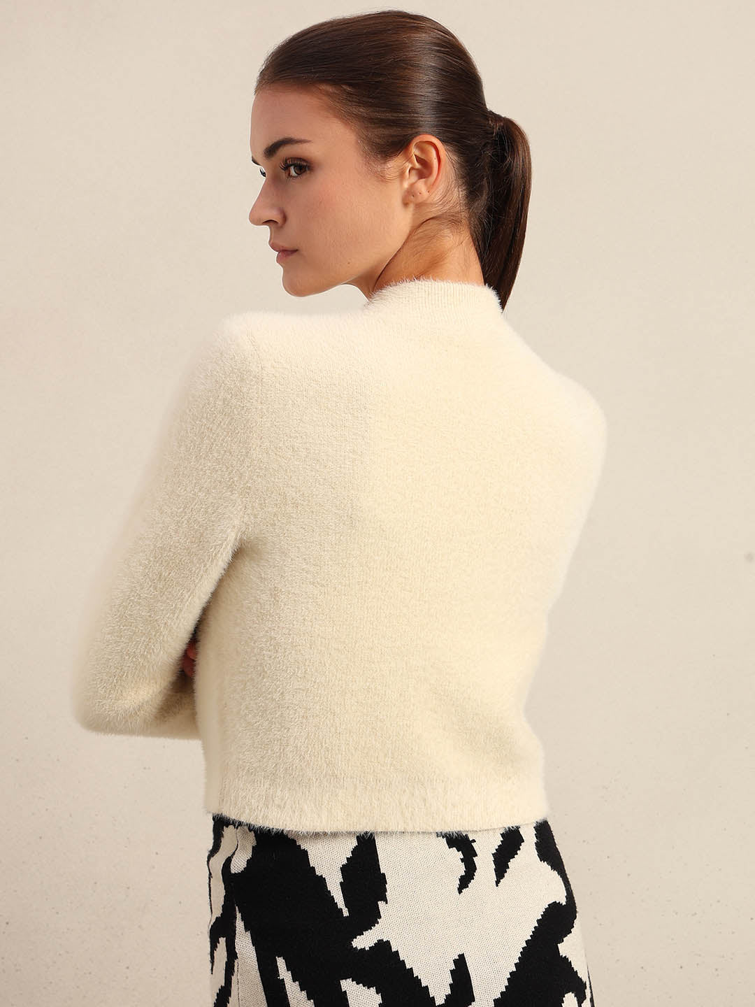 Off-White Cropped Cardigan