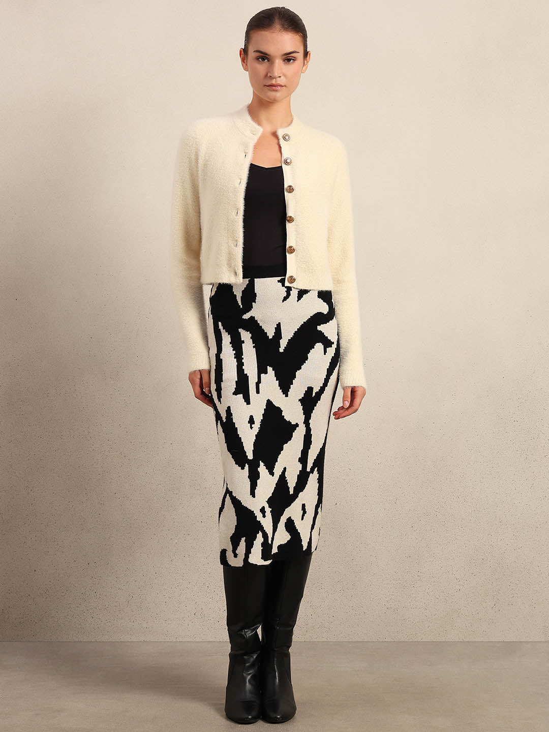 Off-White Cropped Cardigan