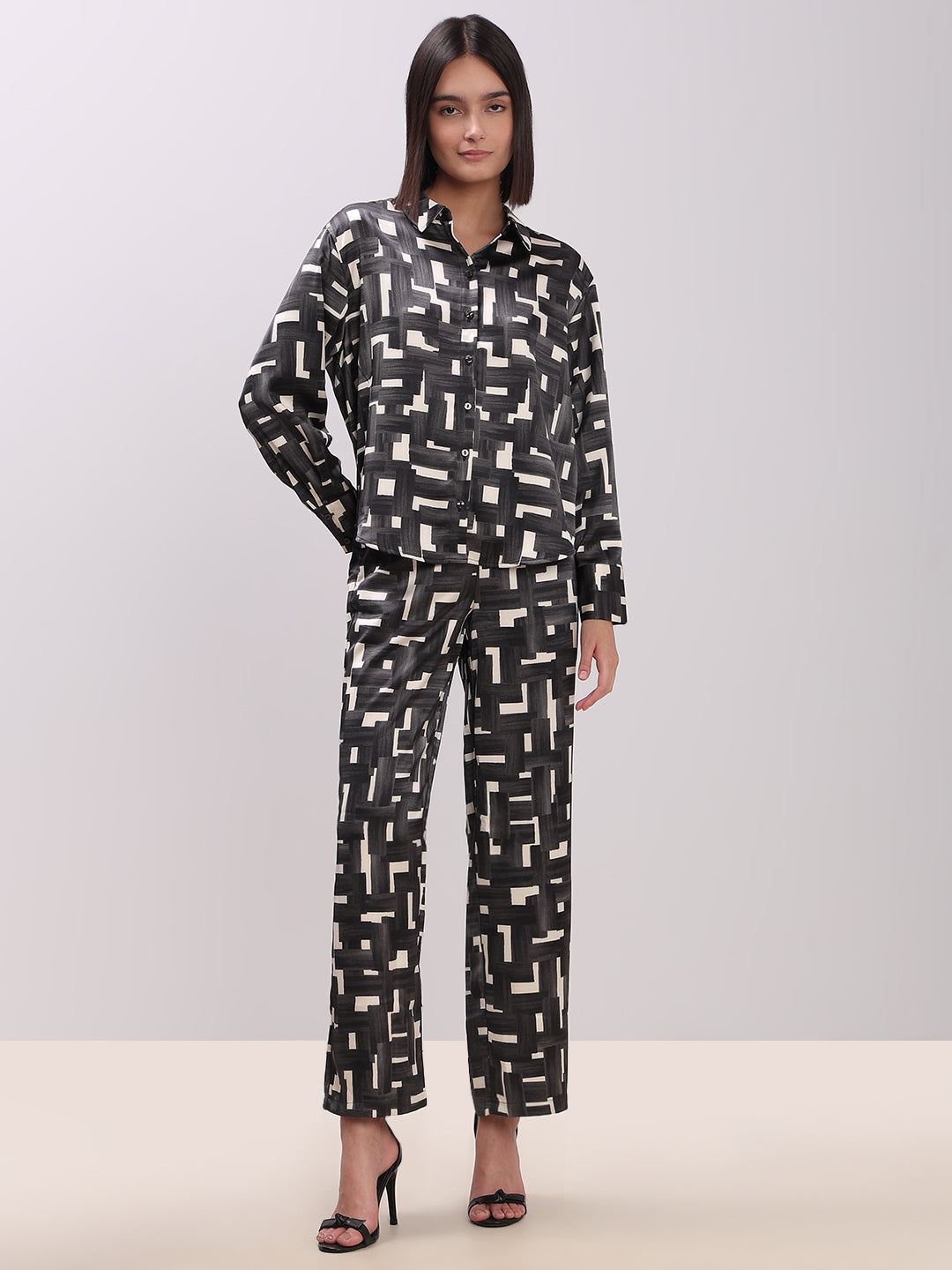 Geometric Print Button-Down Shirt