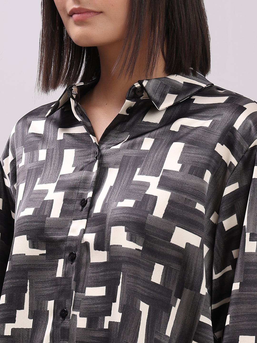 Geometric Print Button-Down Shirt