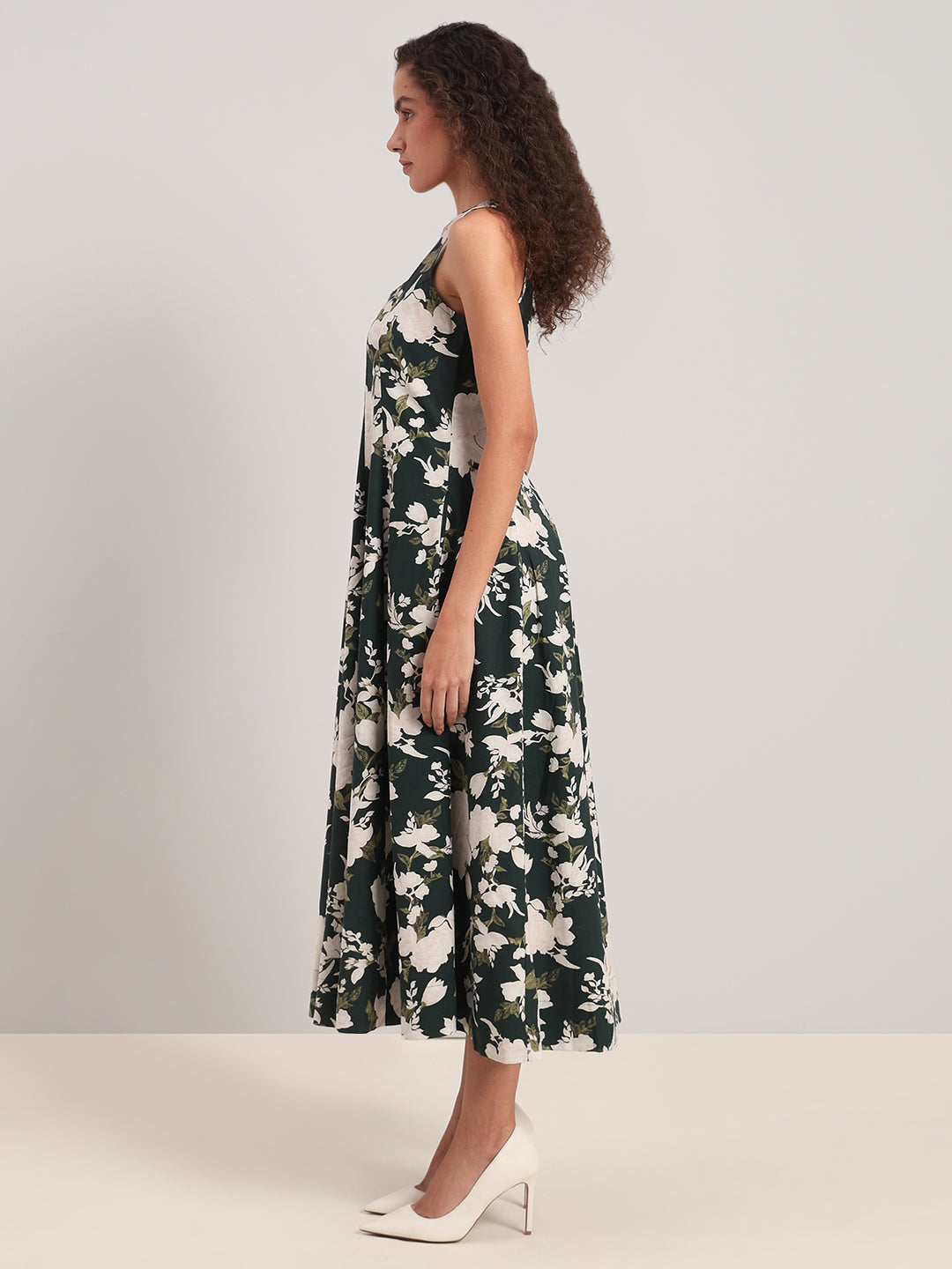 Floral Sleeveless Midi Dress