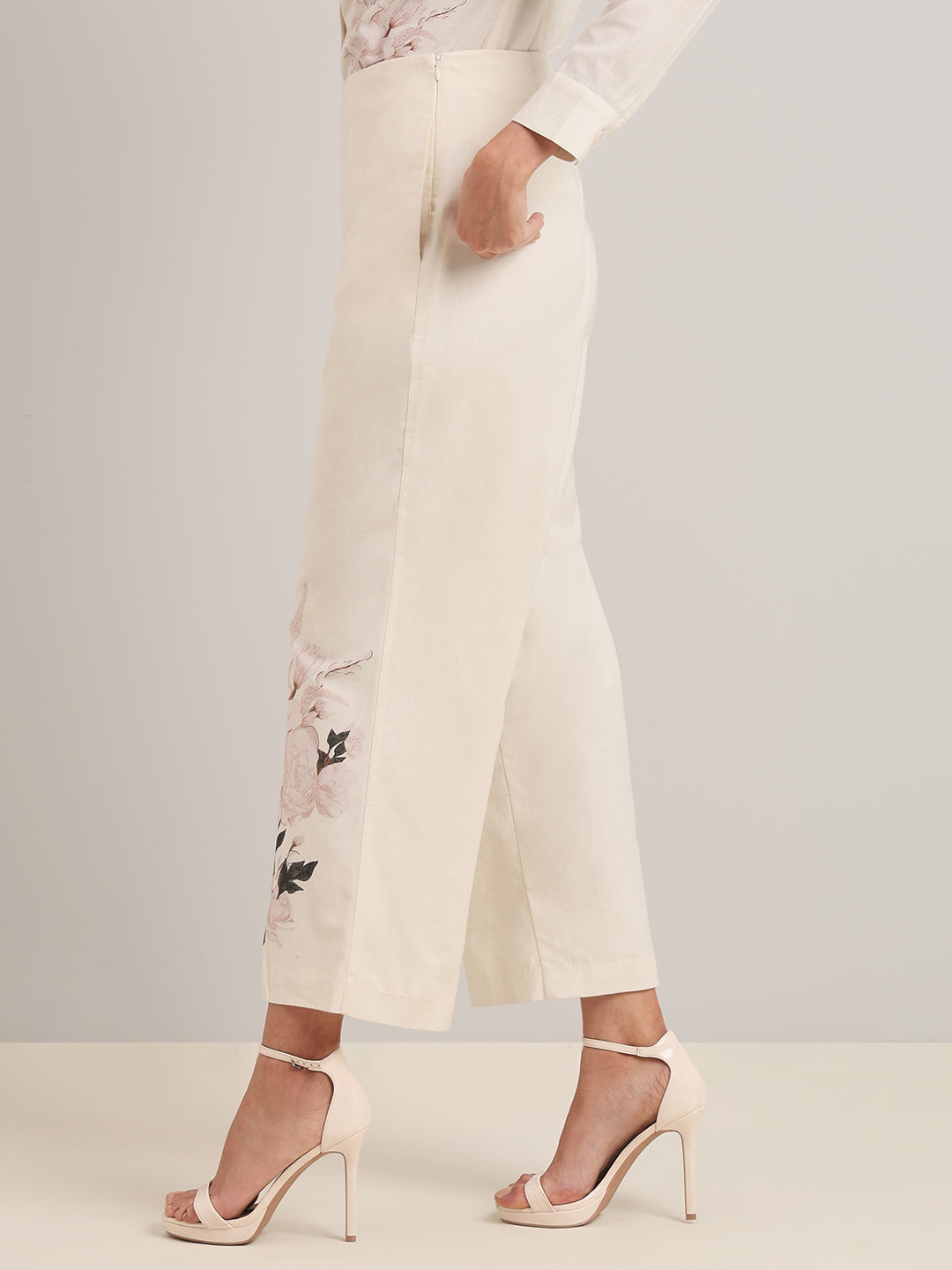 High Rise Floral Straight Fit Pants