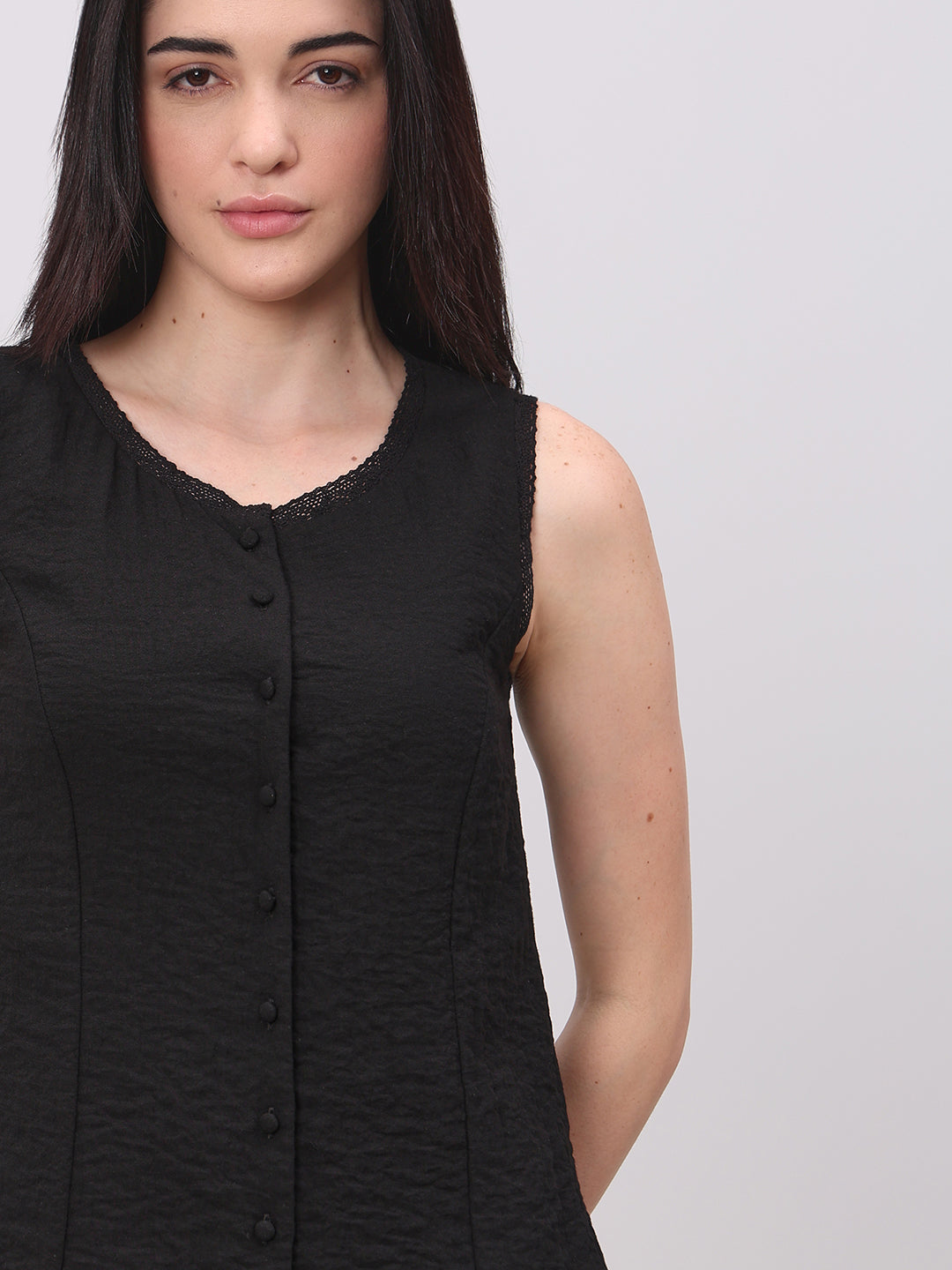 Black Quilted O-Neck Top