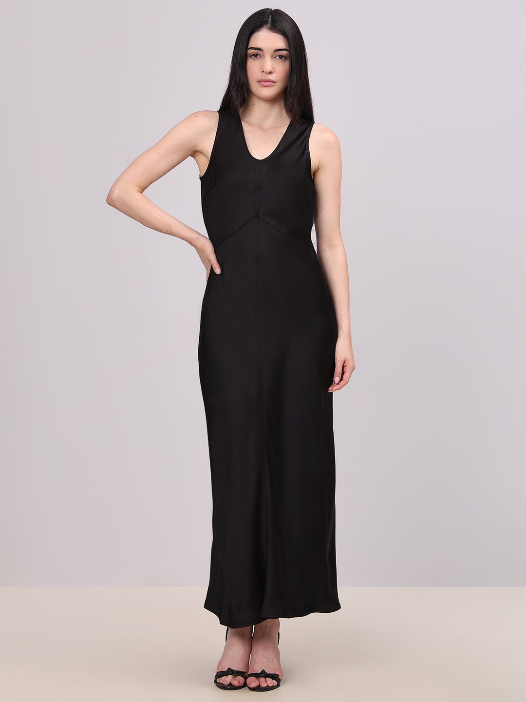 Sleeveless Sculpted Maxi Dress