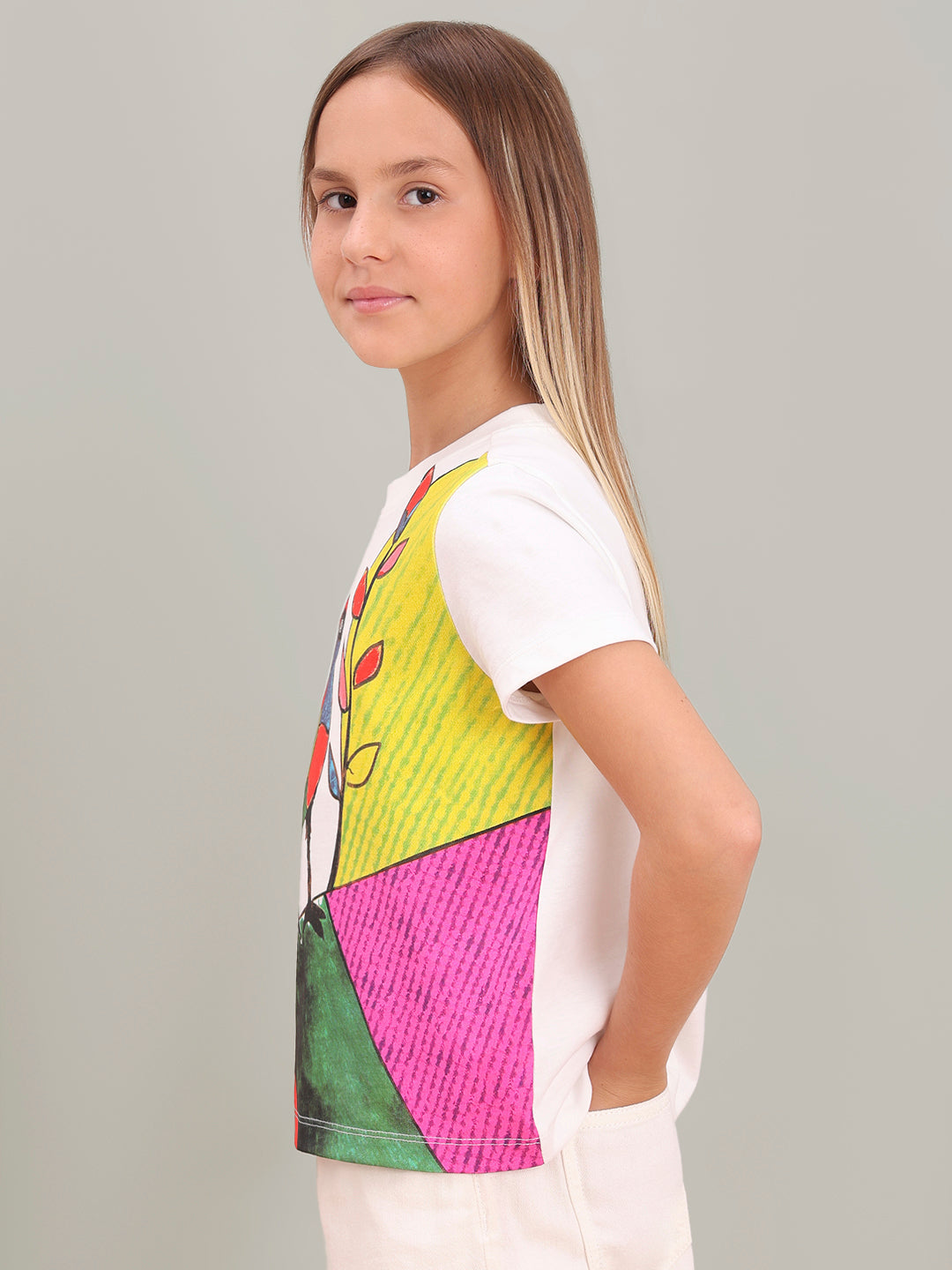 GIRL White Artistic Illustration T-shirt