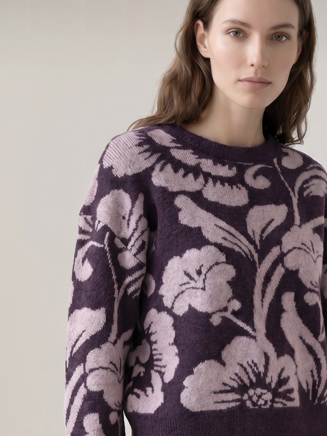 Floral Jacquard O-Neck Pullover