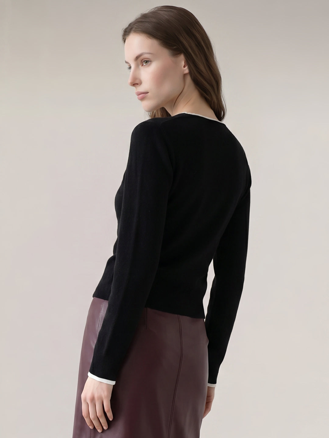 Black U-Neck Pullover