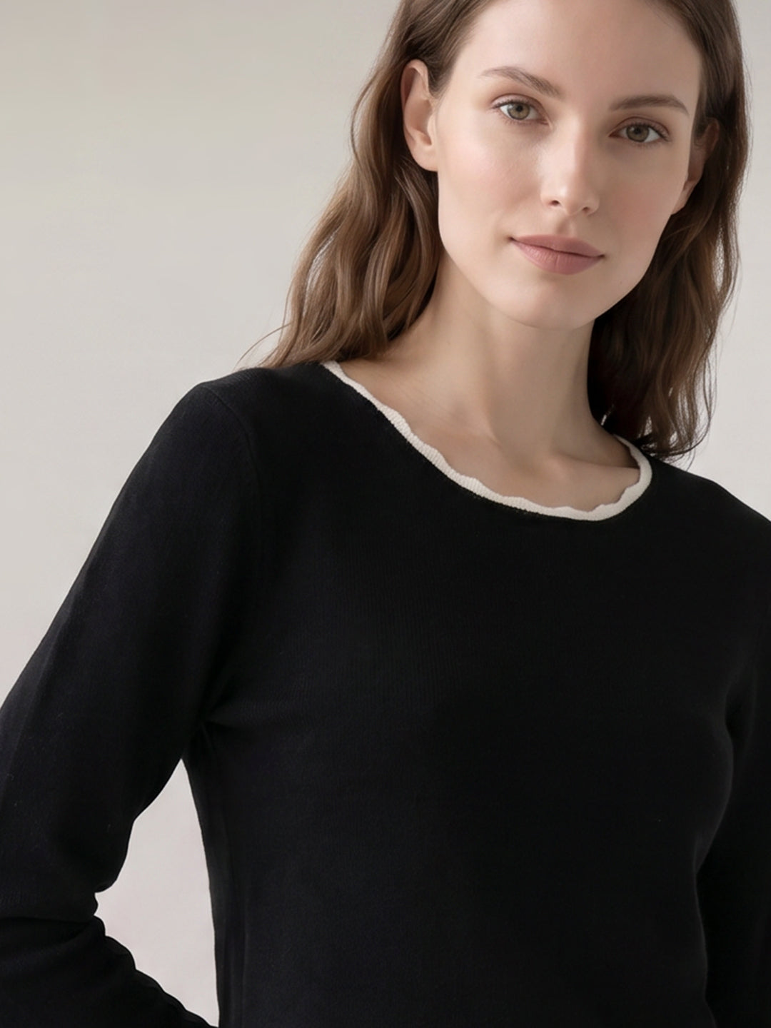 Black U-Neck Pullover