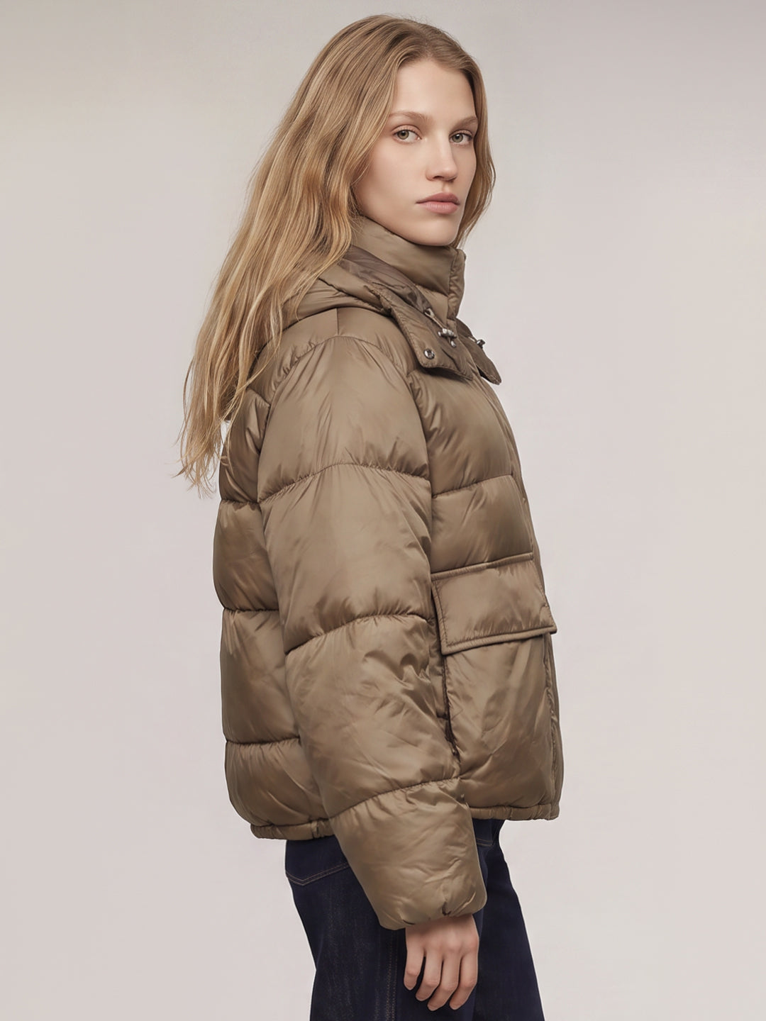 Short Hooded Puffer Jacket