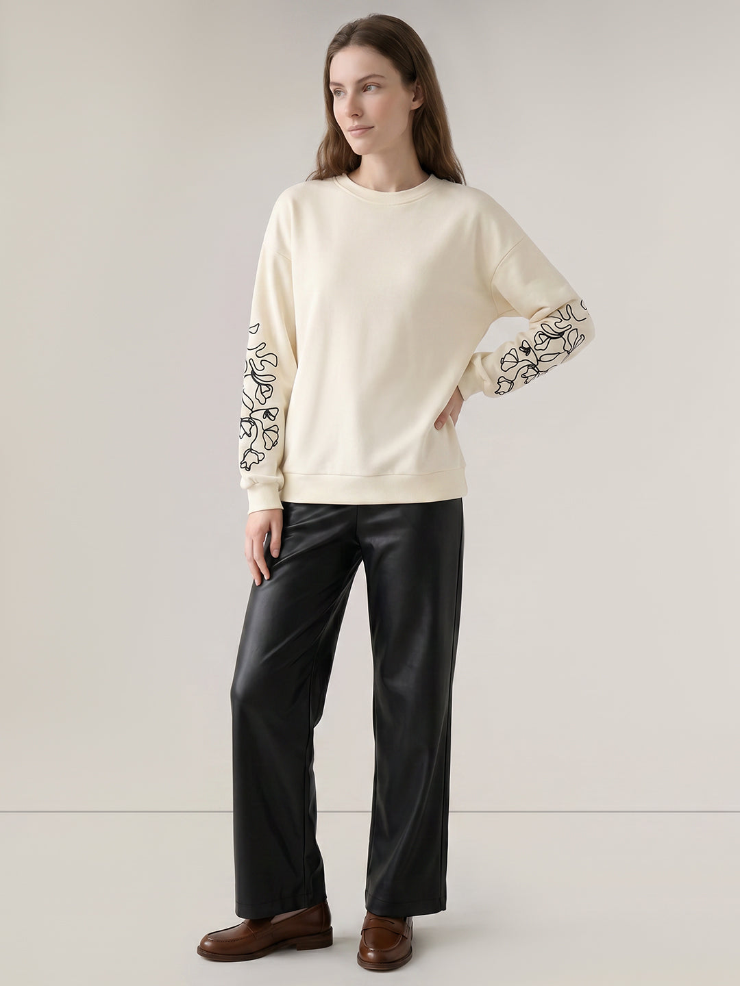 Off-White O-Neck Sweatshirt