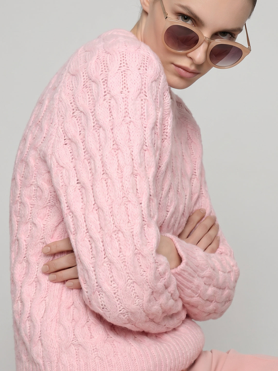 Pink Cable Knit O-Neck Pullover