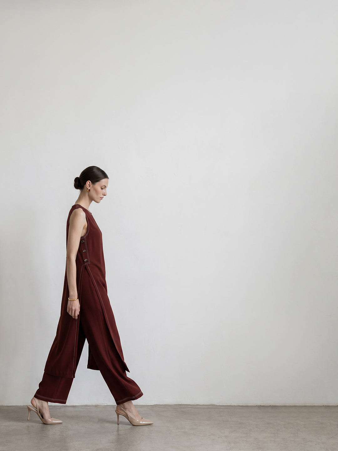 Sleeveless Long Top