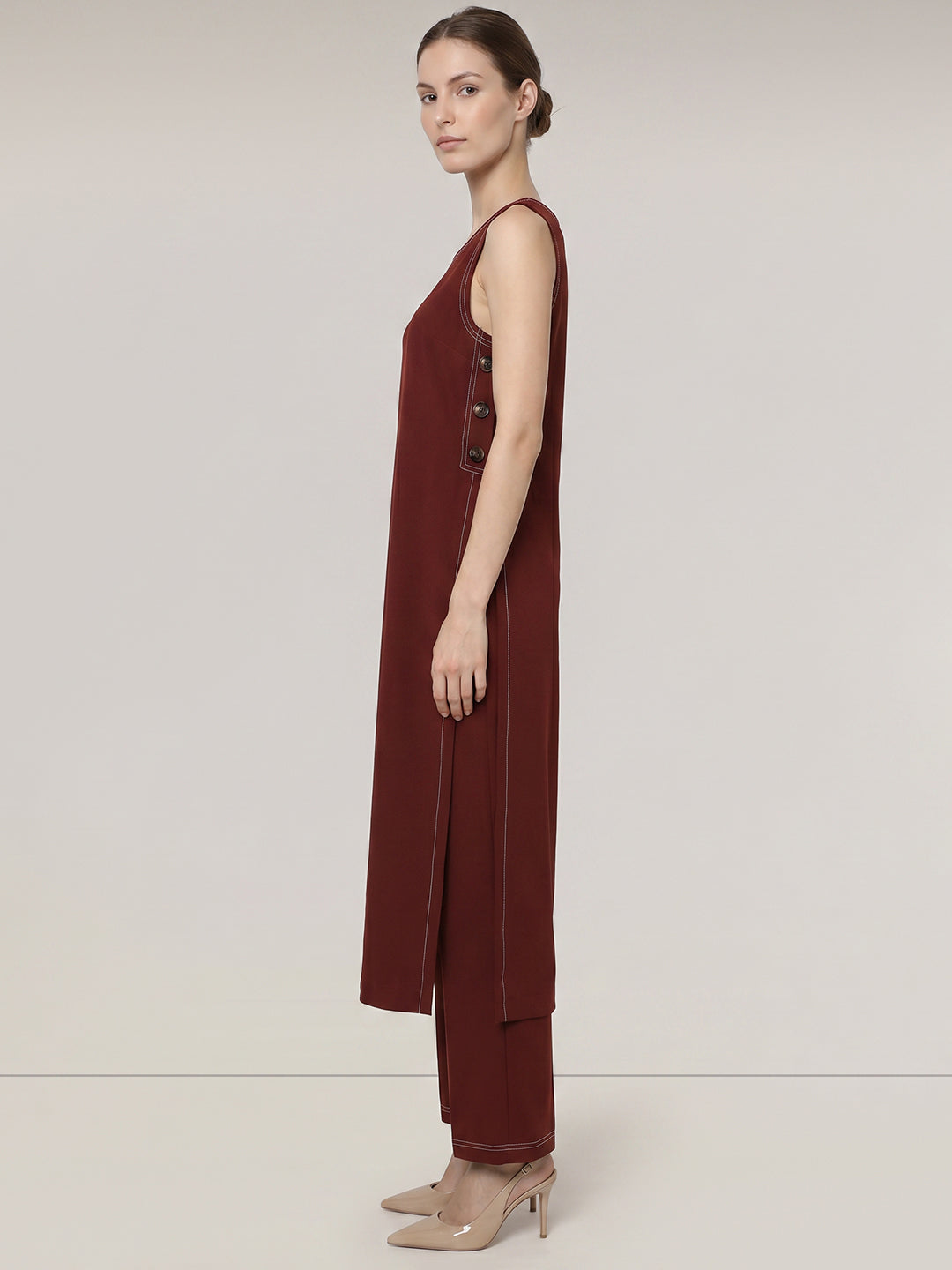 Sleeveless Long Top