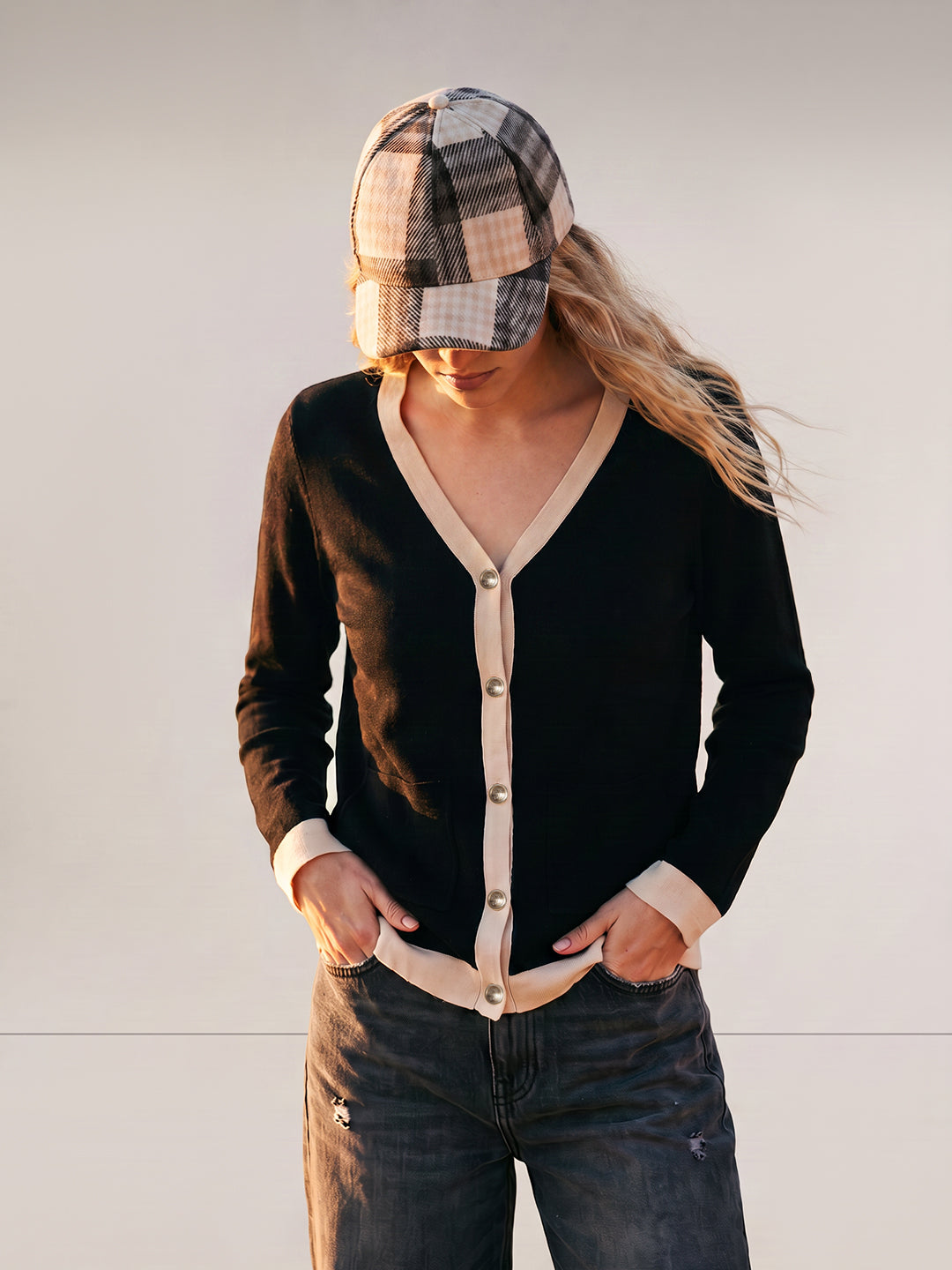 Contrast Trim Knit Cardigan