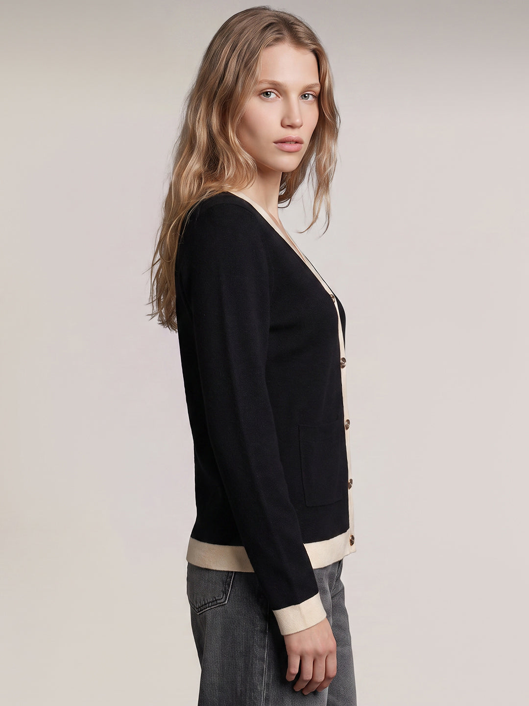 Contrast Trim Knit Cardigan