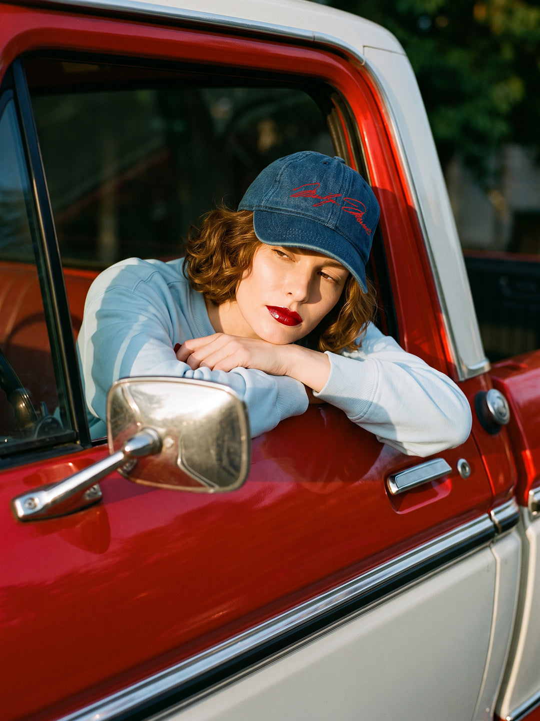 VERO MODA X Marilyn Manroe Blue Embroidered Cap