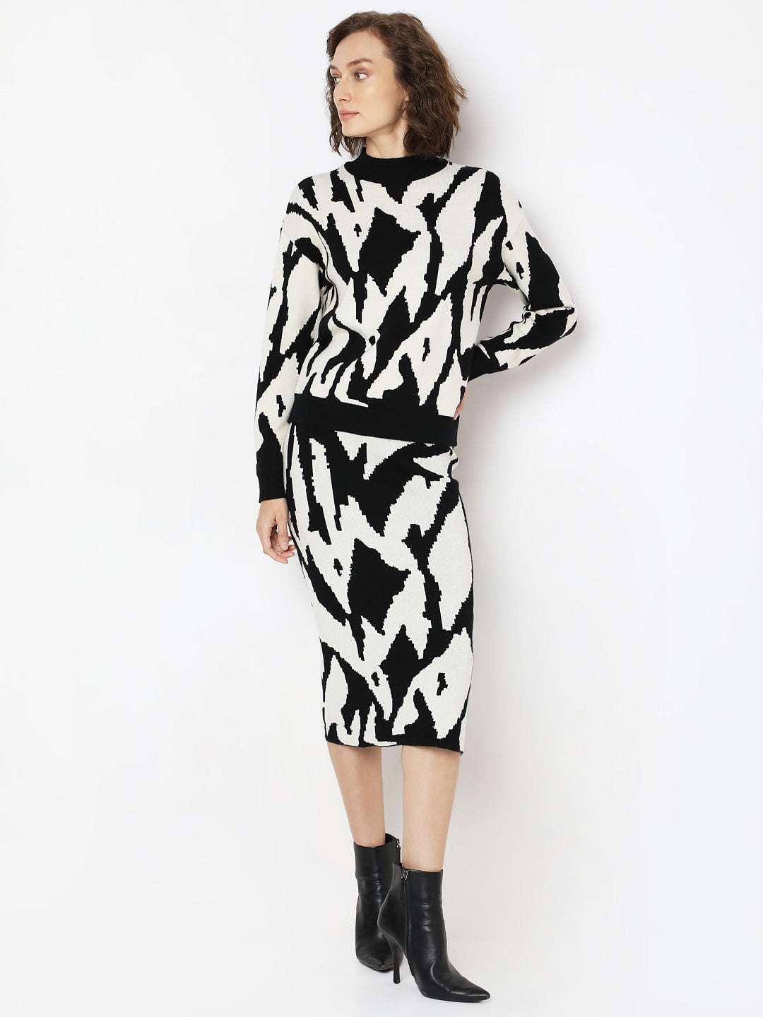 Monochrome High Neck Co-Ord Set Pullover