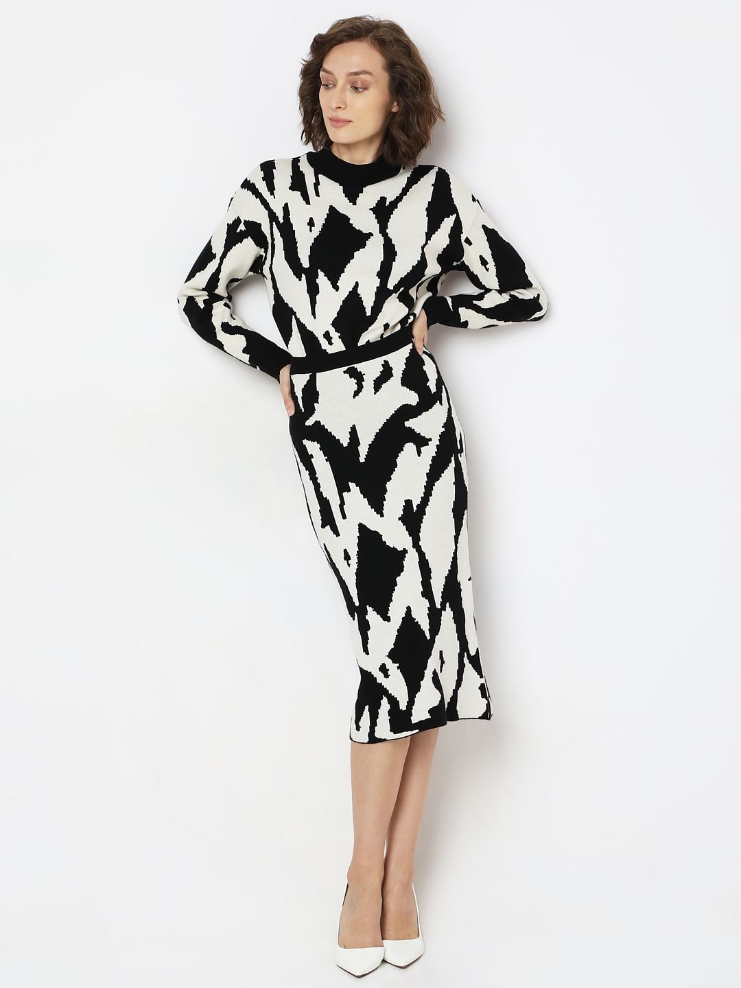 Monochrome High Rise Co-Ord Set Skirt