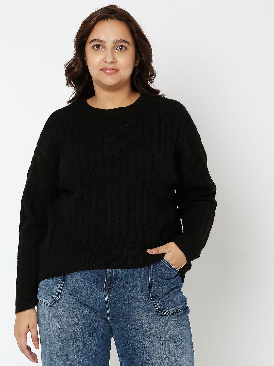 Curve Black Pullover