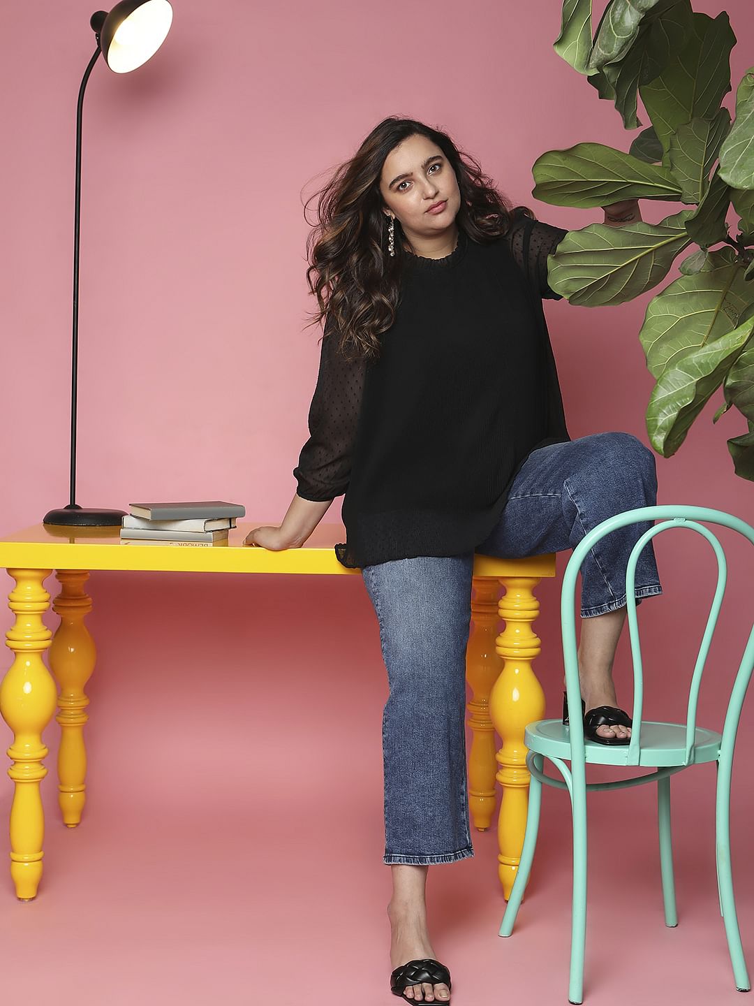 Curve Black Ruffle Detail Top