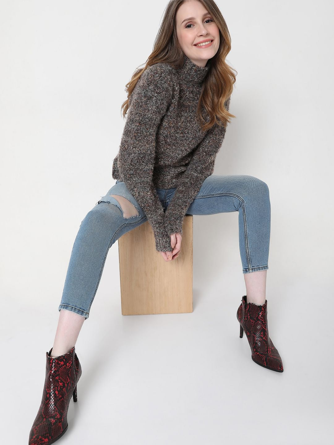 Blue Mid Rise Ripped Skinny Jeans