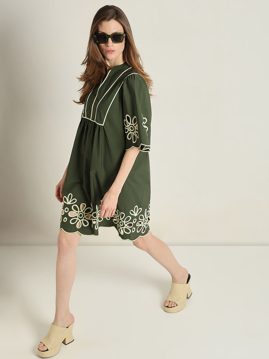 Green Contrast Piping Dress