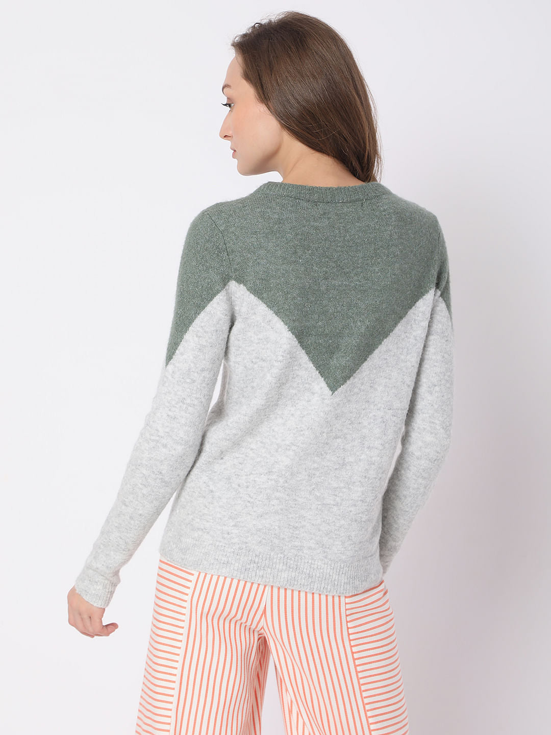 Grey Chevron Print Pullover