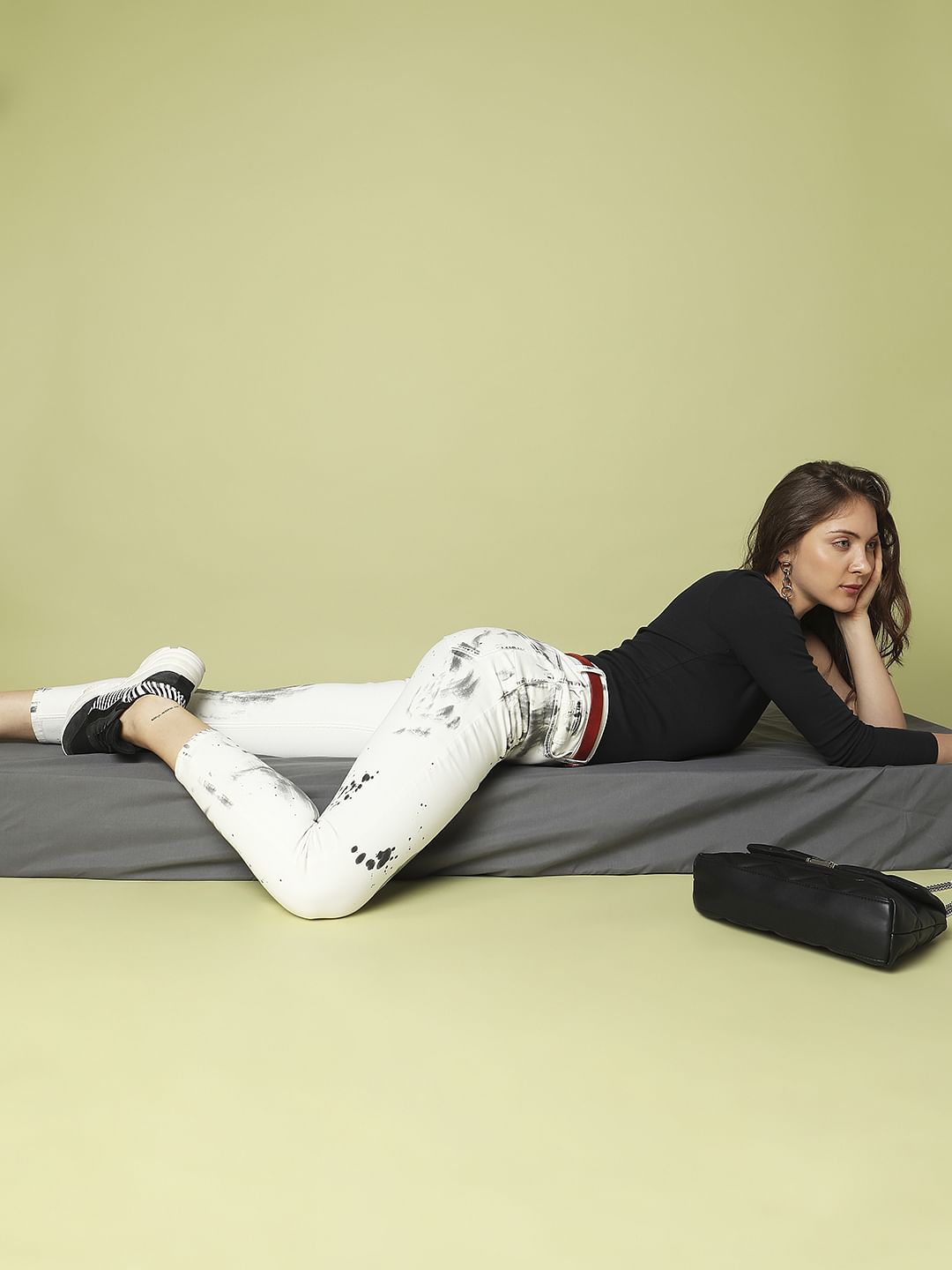 White High Rise Push-Up Wendy Skinny Jeans