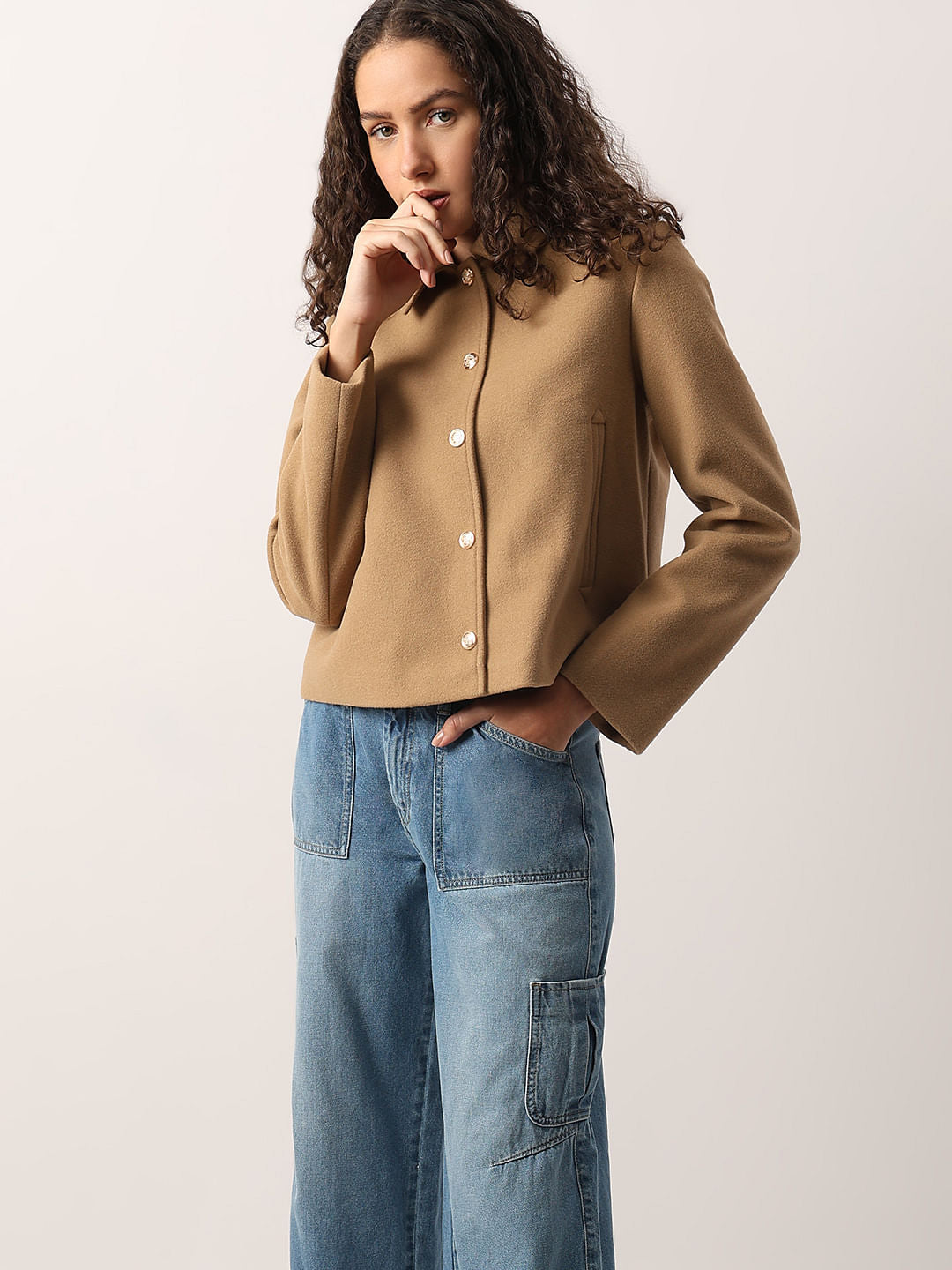 LIGHT BROWN SHORT JACKET