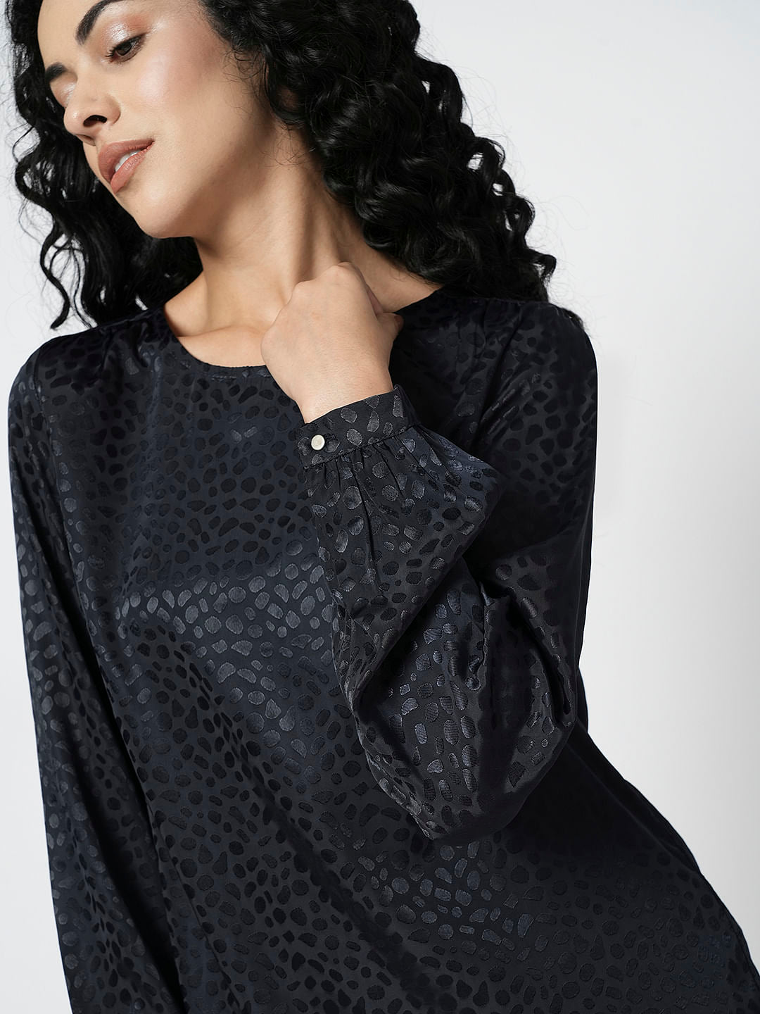 I.Scenery By Vero Moda Navy Blue Textured Top