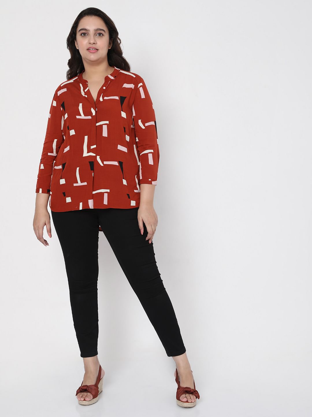 Curve Red Printed Top