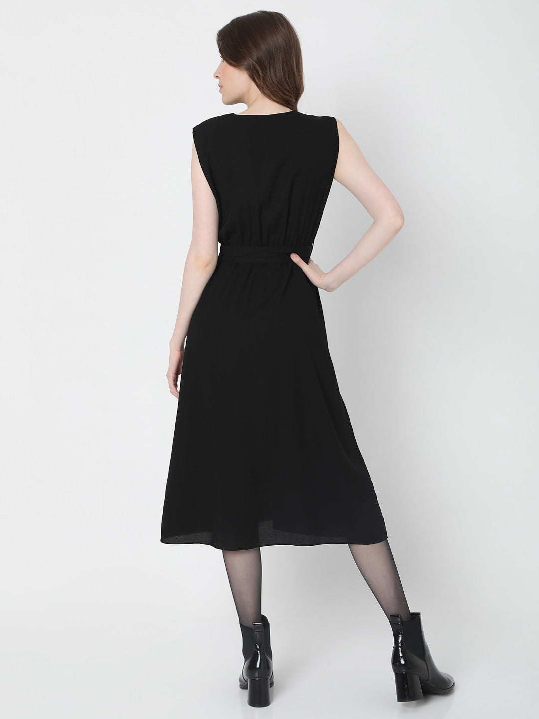 Black Sleeveless Midi Dress