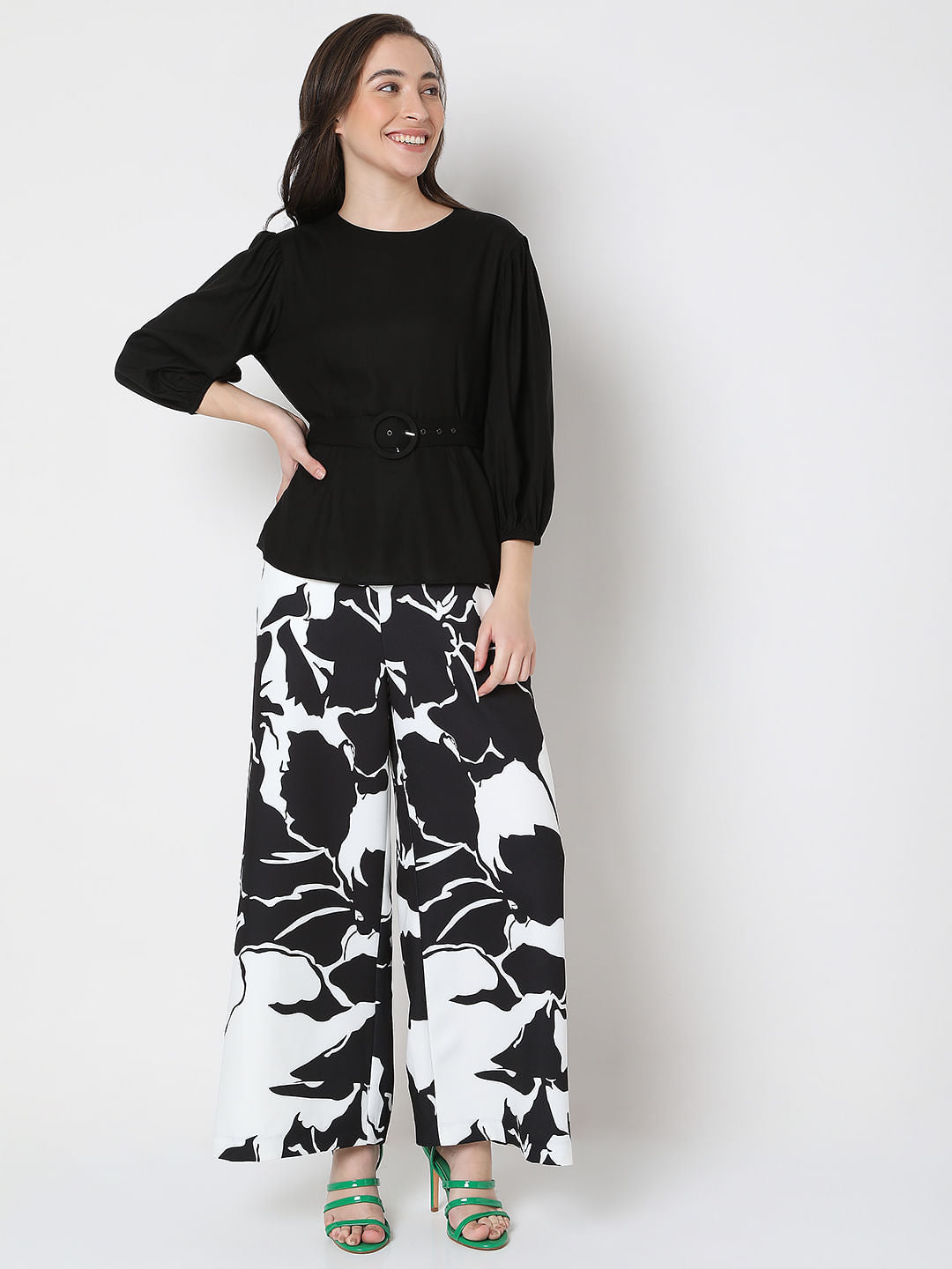 Black Puff Sleeves Top