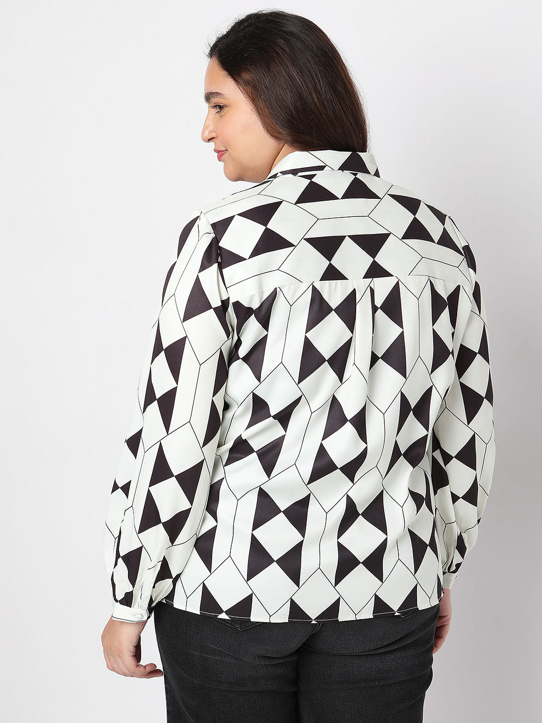 Curve Black & White Printed Shirt