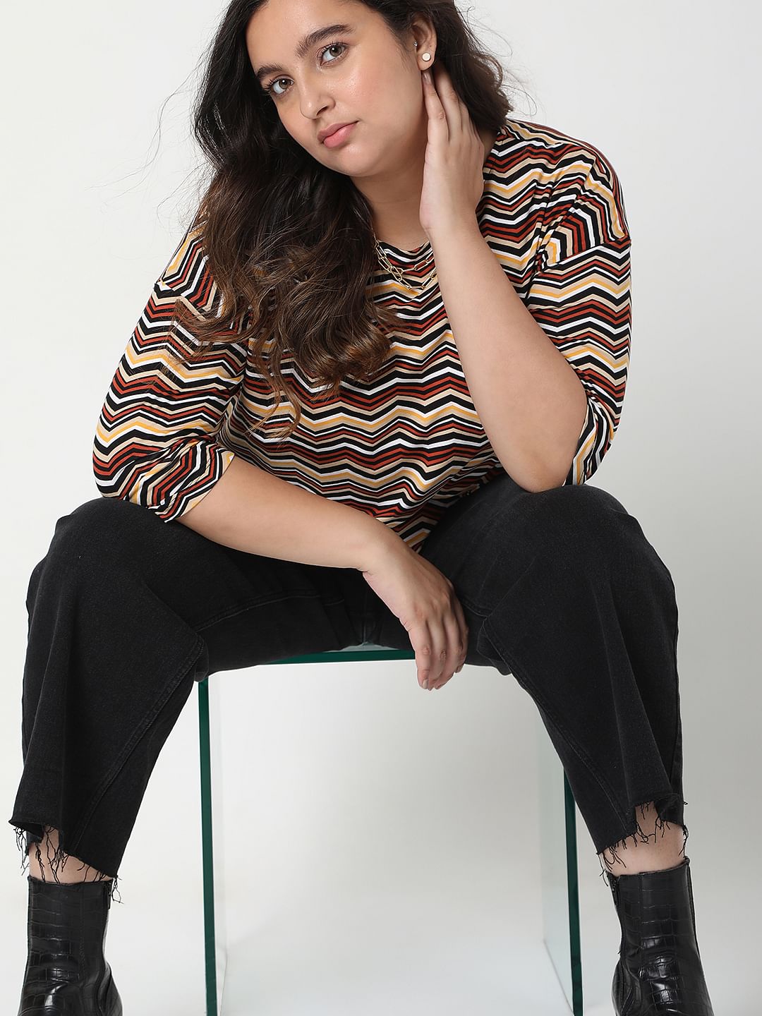 Curve Brown Zig-Zag Print Top