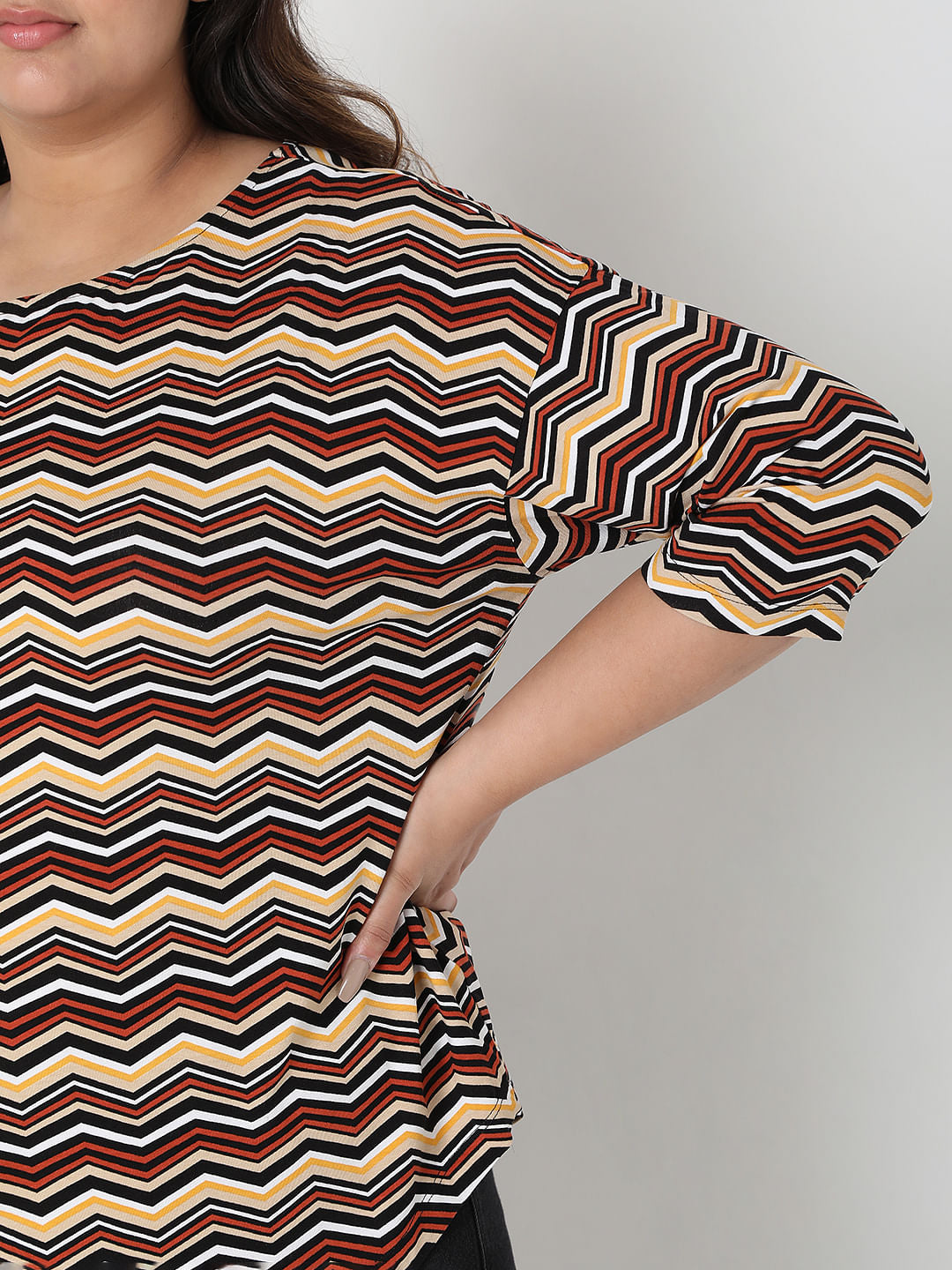 Curve Brown Zig-Zag Print Top