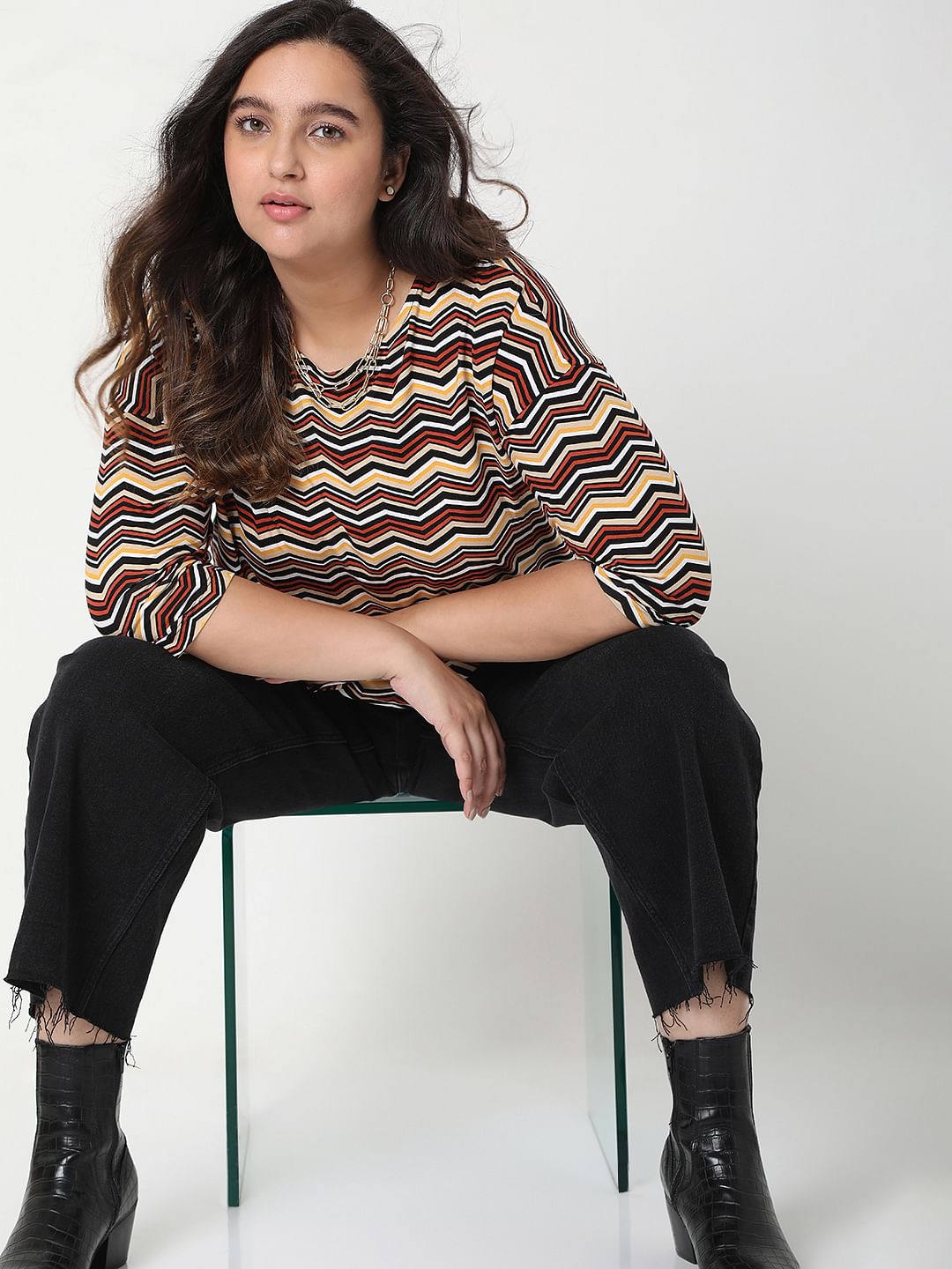 Curve Brown Zig-Zag Print Top