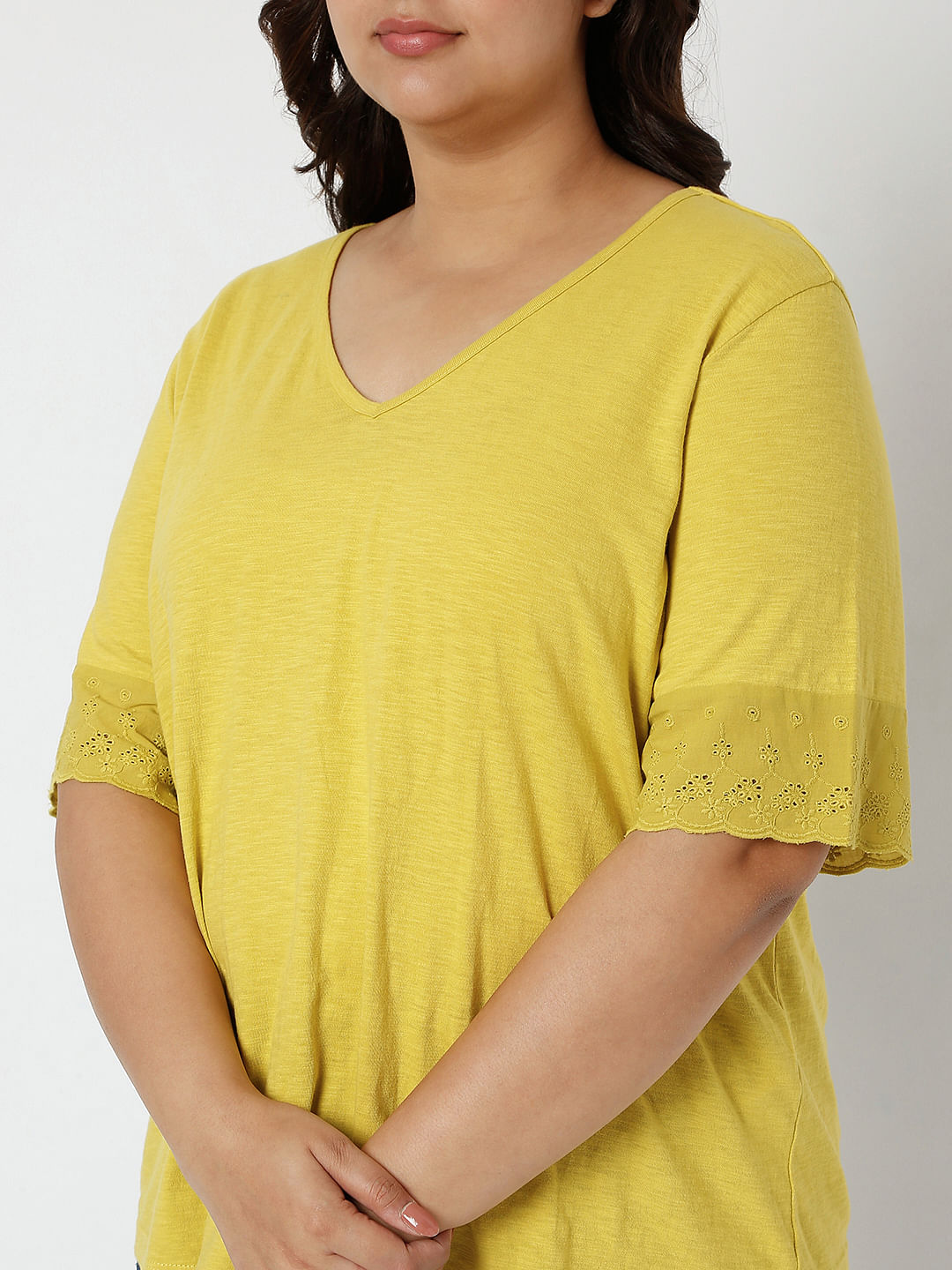 Curve Green Embroidered Detail T-Shirt